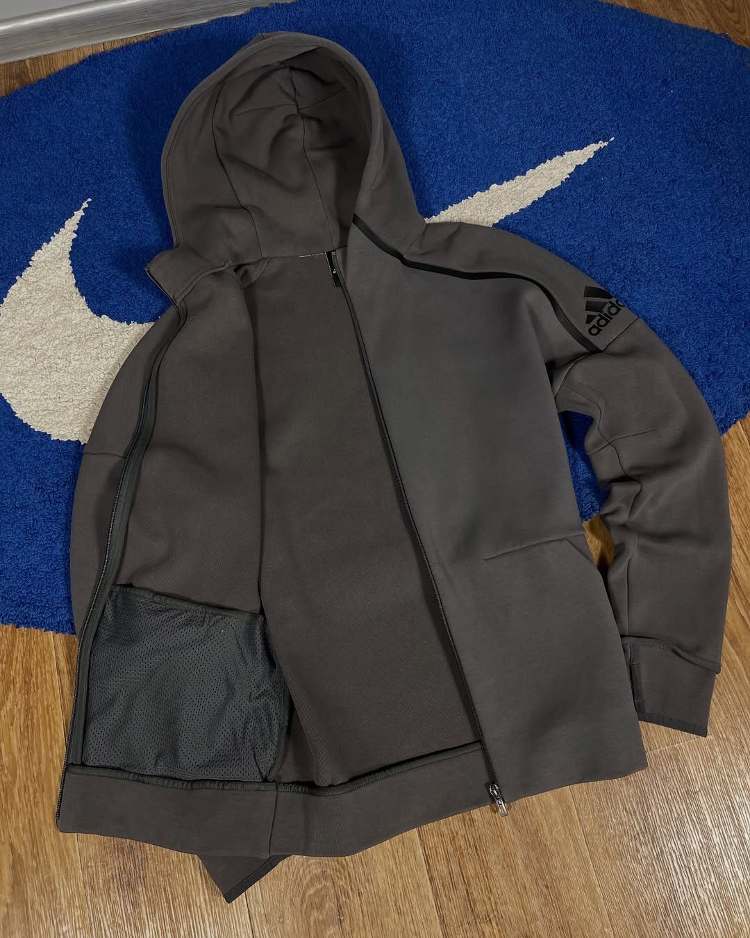 Adidas Adidas Size US XL / EU 56 / 4 - 1 Thumbnail