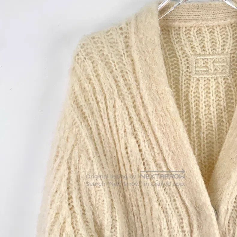 Fendi Fendi 22 Beige Mohair V-Neck Long Sleeve Knit Cardigan Jac Size XS / US 0-2 / IT 36-38 - 3 Thumbnail