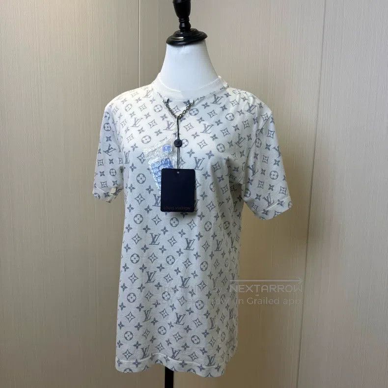 Louis Vuitton Louis Vuitton Full-print chain short sleeve Size M / US 6-8 / IT 42-44 - 1 Thumbnail