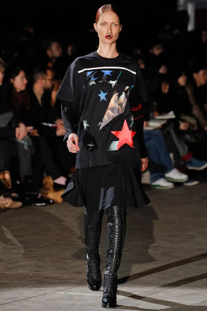 image of Givenchy Black Runway Apache Star Oversized T-Shirt, Women's (Size XS)