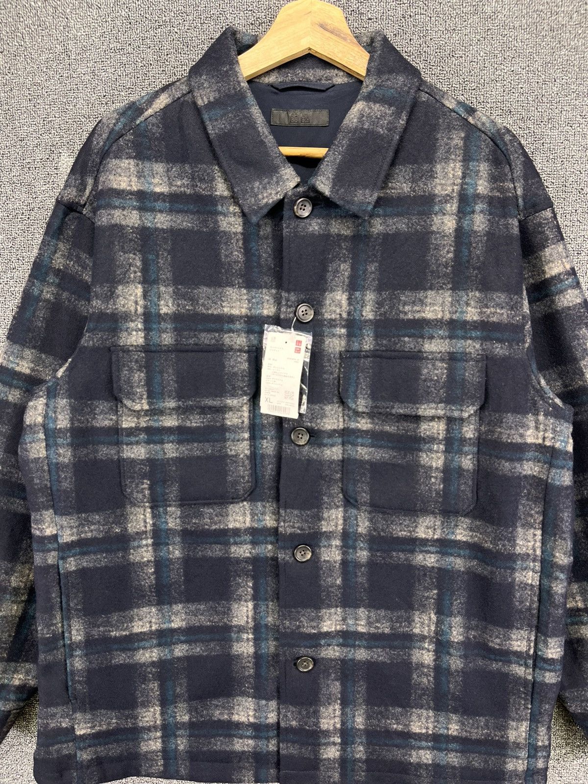 Japanese Brand × Uniqlo Uniqlo Rare Shadow Plaid Button Up Flannel Jacket Size US XL / EU 56 / 4 - 5 Thumbnail