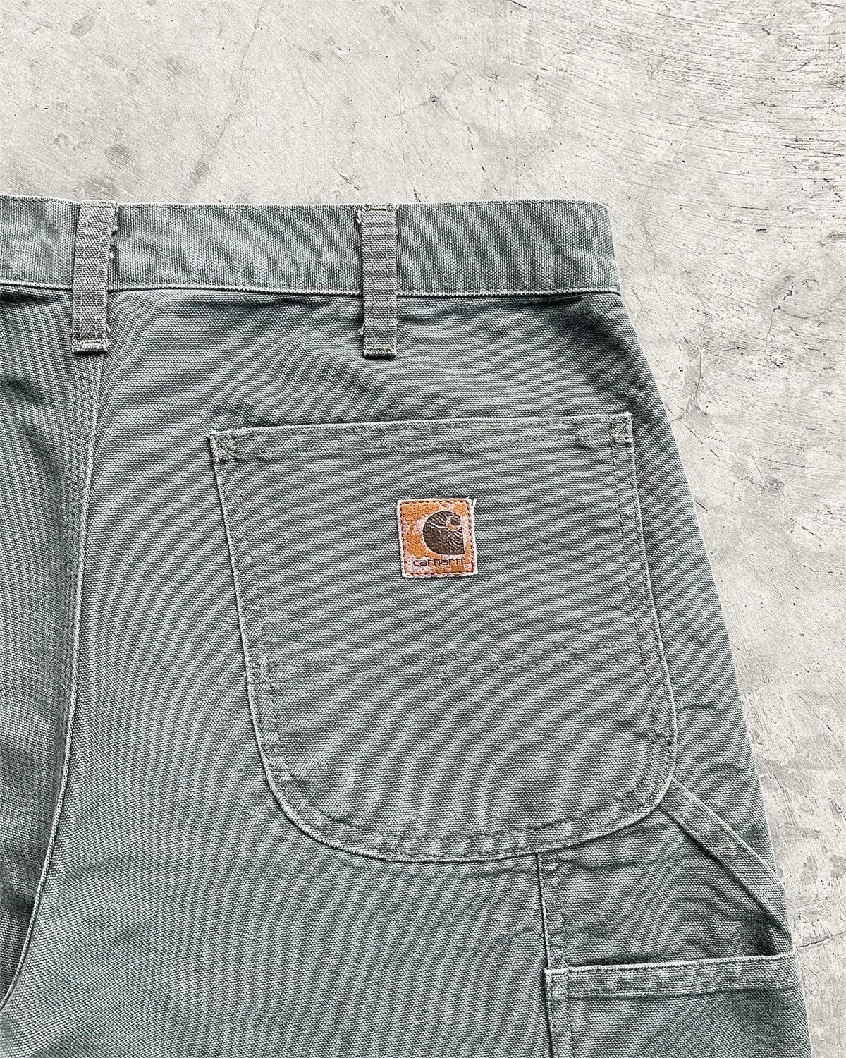 Carhartt VINTAGE MOSGREEN CARHARTT SHORT CARPENTER PANT B25-MOS Size US 33 - 2 Thumbnail