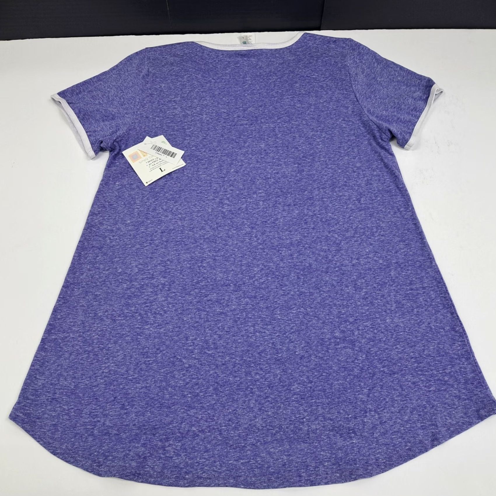 Vintage NWT LuLaRoe Classic Womens T Shirt Purple Large Scoop Neck Short Sleeve Knit Pullover Raglan Sleeve Traditional Tunic Style Mens? Size L / US 10 / IT 46 - 3 Thumbnail