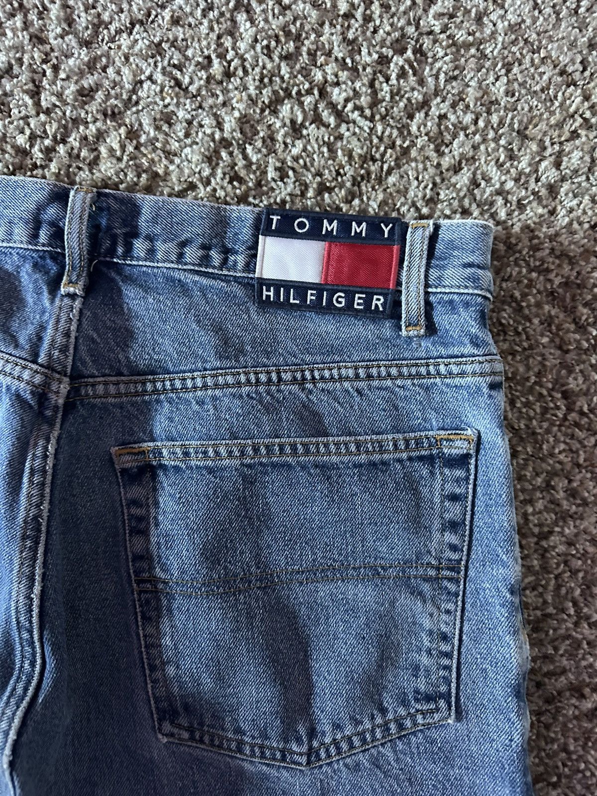 Tommy Hilfiger Vintage baggy fit Tommy Hilfiger jeans Size US 35 - 5 Thumbnail
