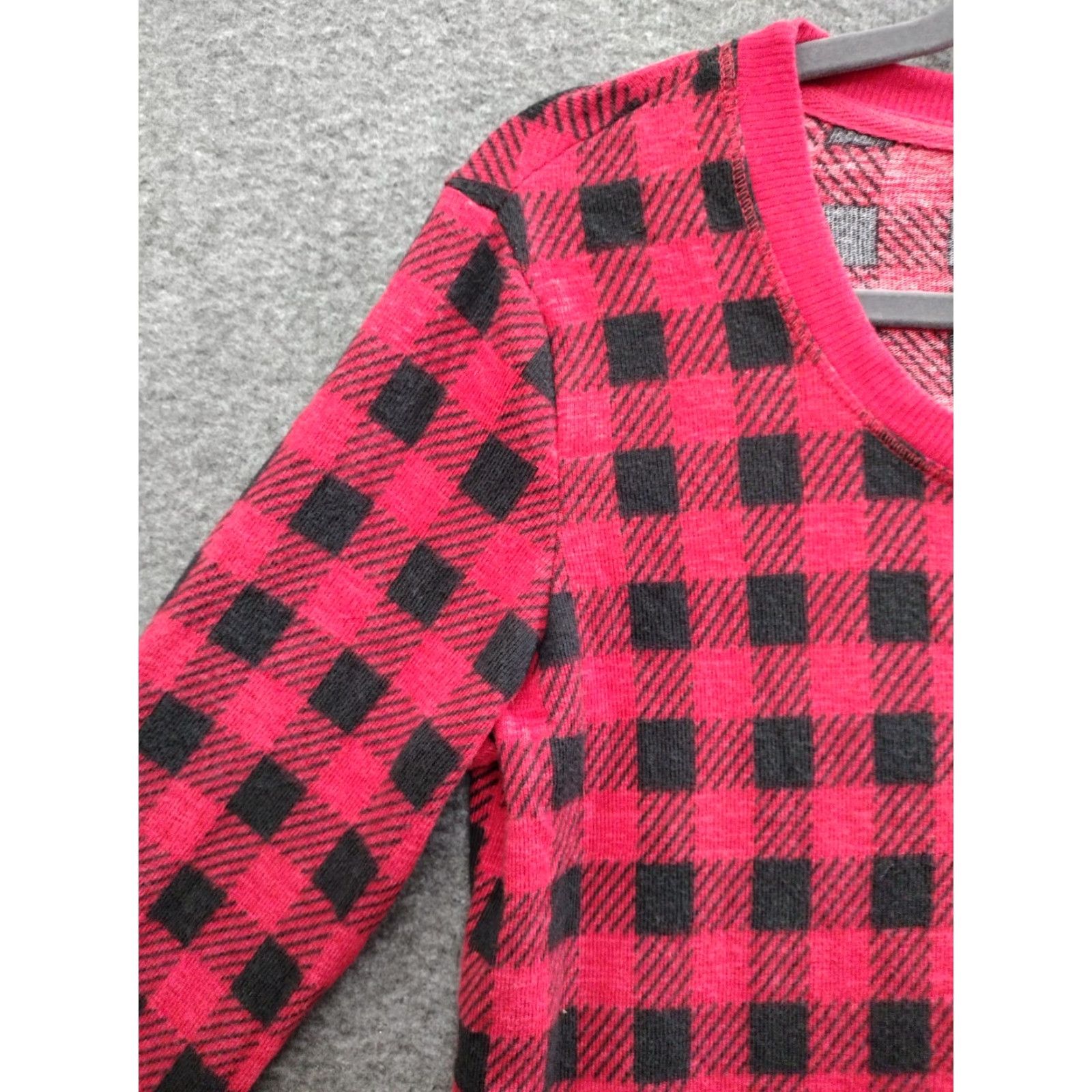 Vintage Clyn Intimates Plaid Red/Black Long Sleeve Sleepshirt Small Women's Shirt Simple Plaid Pattern Lightweight Chemise Sleepwear Season: All-Season Size S / US 4 / IT 40 - 7 Thumbnail