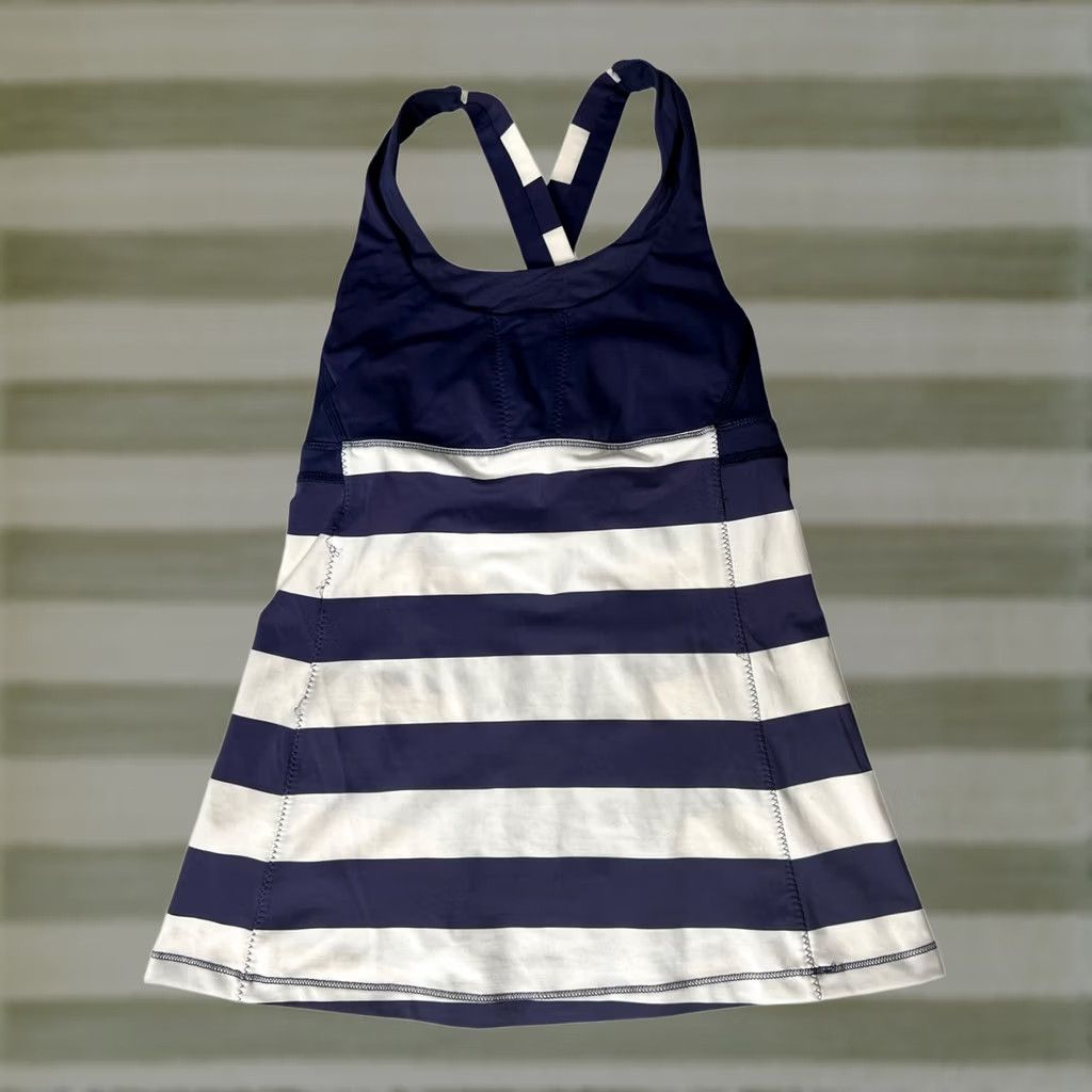 Lululemon Lululemon Stuff your Bra Cadet Striped Navy/White Tank Top Size 6 M Womens Shirt Size M / US 6-8 / IT 42-44 - 1 Thumbnail