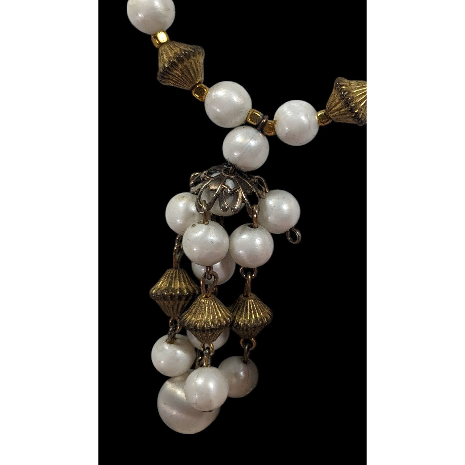 Other Vintage White And Gold Beaded Tassel Necklace Size ONE SIZE - 2 Thumbnail