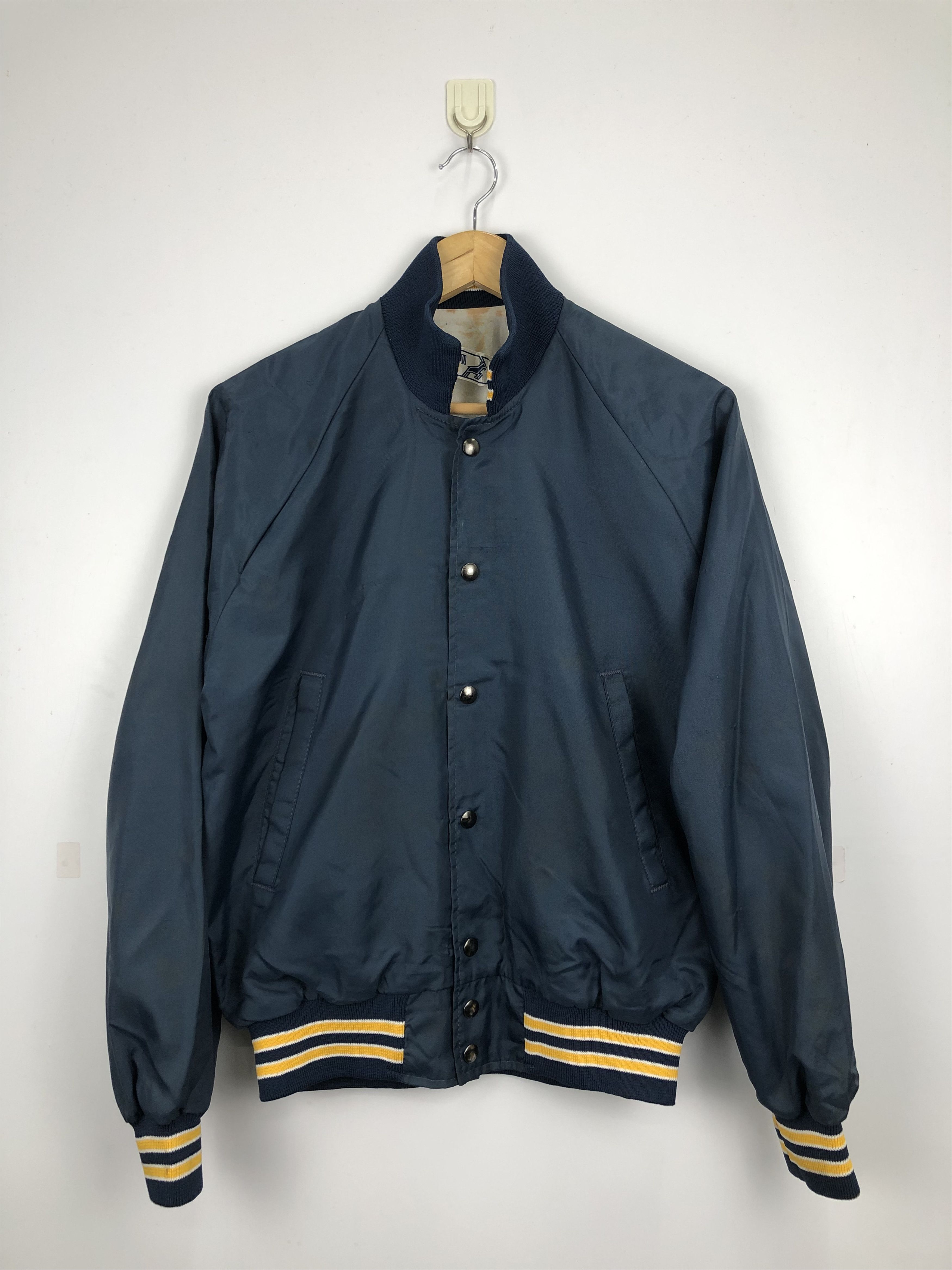 Vintage Vintage Duron Capricorn Varsity Jacket J0695 Size US S / EU 44-46 / 1 - 1 Thumbnail