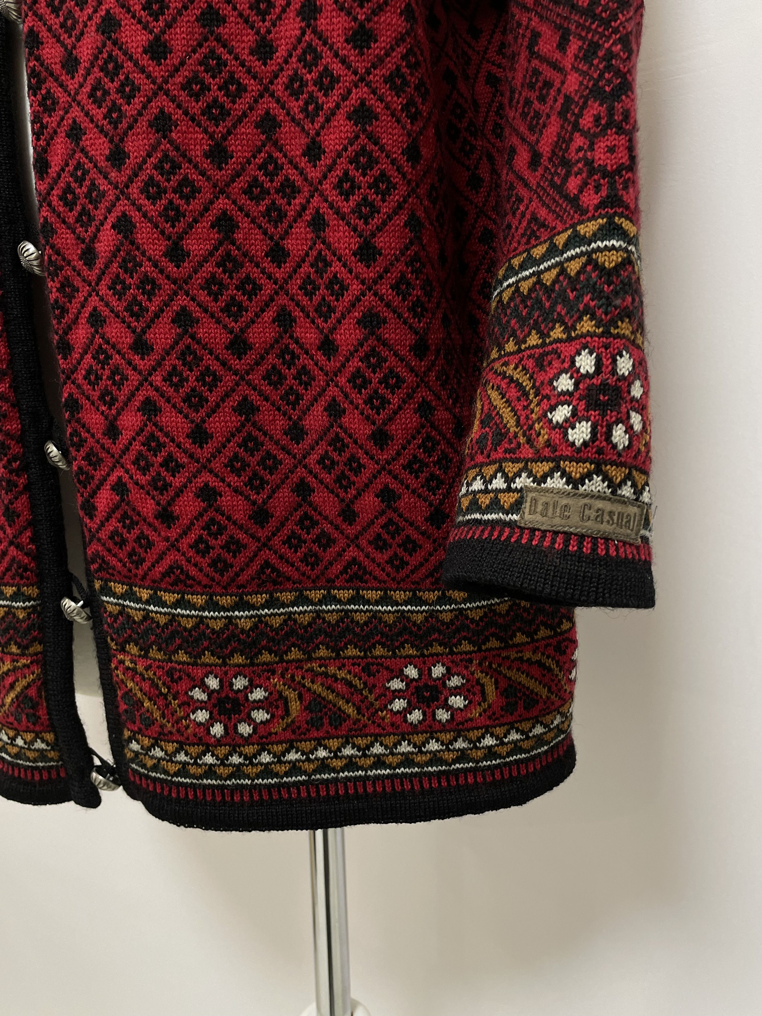 Dale Of Norway DALE OF NORWAY Casual Cardigan Wool Floral Sweater Button Size L / US 10 / IT 46 - 10 Thumbnail
