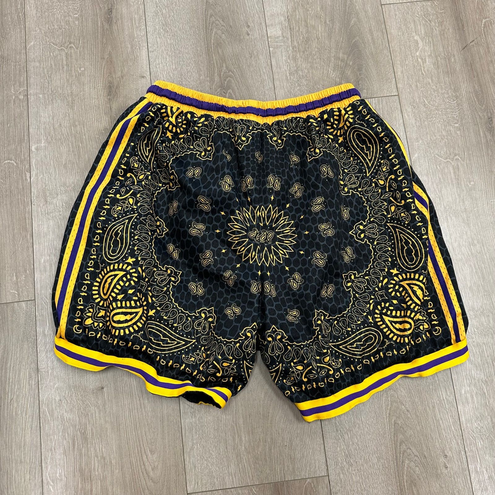 Trillest Trillest Collect and Select Kobe Bryant Black Mamba Shorts Size US 30 / EU 46 - 4 Thumbnail