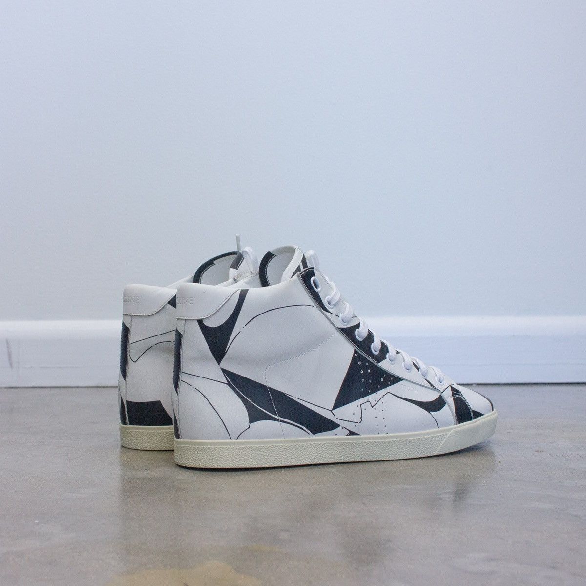 Celine 960$ Celine - Abstract Print TR 01M Triomphe Hi-Top Sneakers Size US 11 / EU 44 - 8 Thumbnail