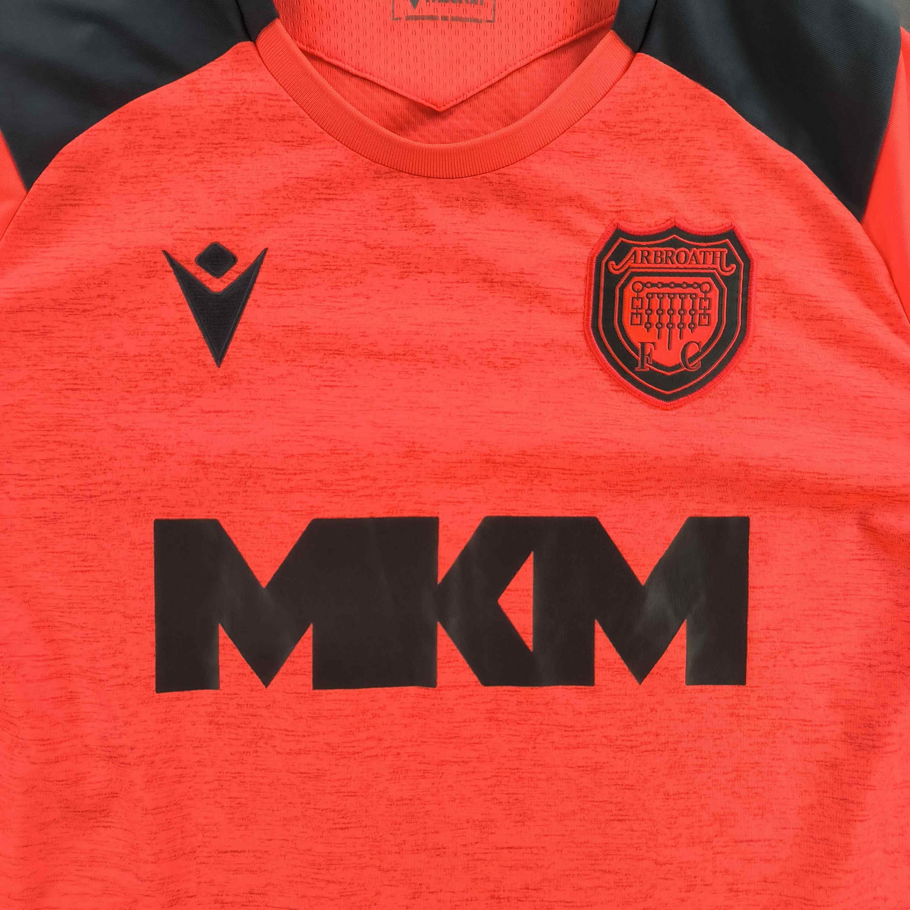 Macron Arbroath 22-23 Macron training football jersey shirt size M Size US M / EU 48-50 / 2 - 3 Thumbnail