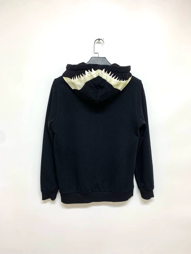 Givenchy Givenchy Black Tooth Fossil Print Hoodie 2506-Nextarrow Size US XS / EU 42 / 0 - 8 Thumbnail