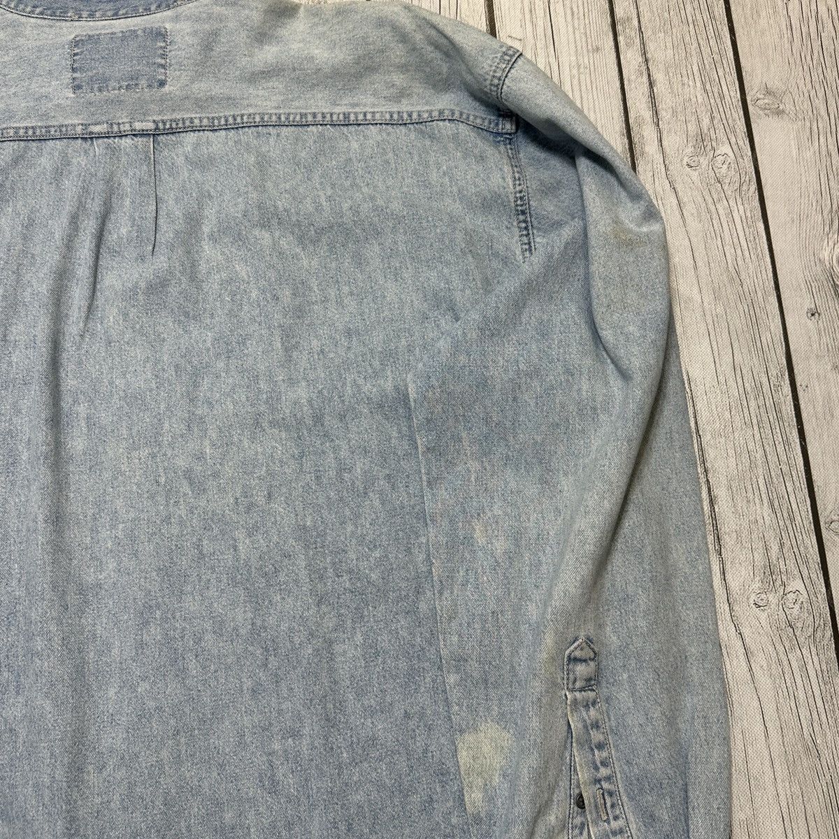 Levi's × Vintage Vintage Levi’s denim shirt Size US XL / EU 56 / 4 - 4 Thumbnail