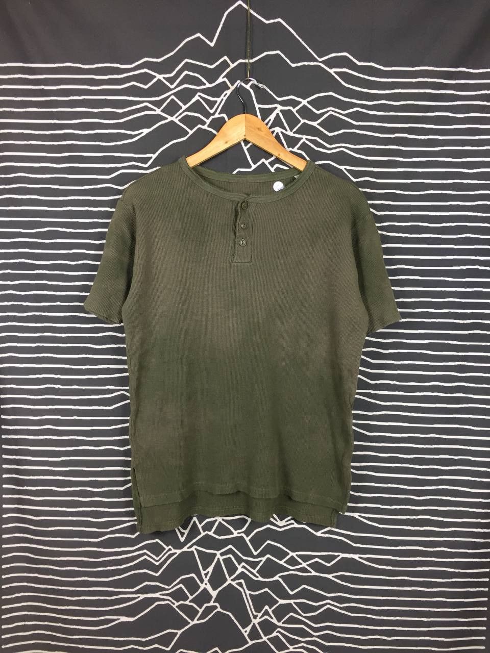 Japanese Brand Distressed UNFIT Waffle Henley Neck Tee Size US L / EU 52-54 / 3 - 1 Thumbnail