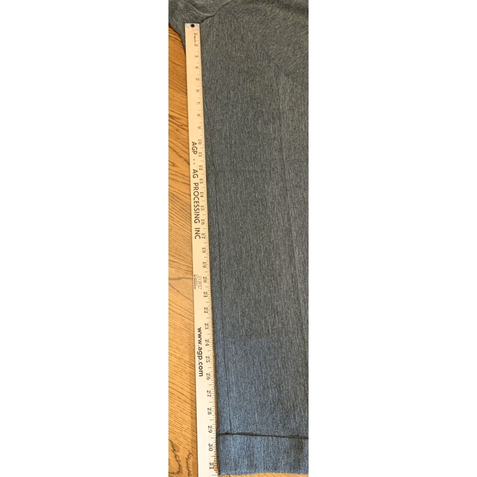Vintage NWT gray Studio Y Dress Pants Womens 15 Wide-Leg High Rise Cuffed Size 15 Inseam 31.5 in Front Flat Front Polyester Dress Pants Womens Mens? Size 25" / US 0 / IT 36 - 4 Thumbnail