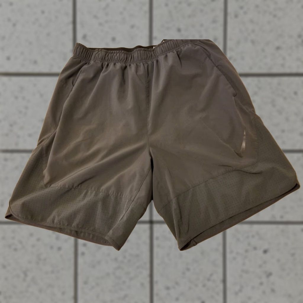 Nike VINTAGE Mens Nike Shorts L Large Gray Athletic Gym Workout Size US 33 - 1 Thumbnail