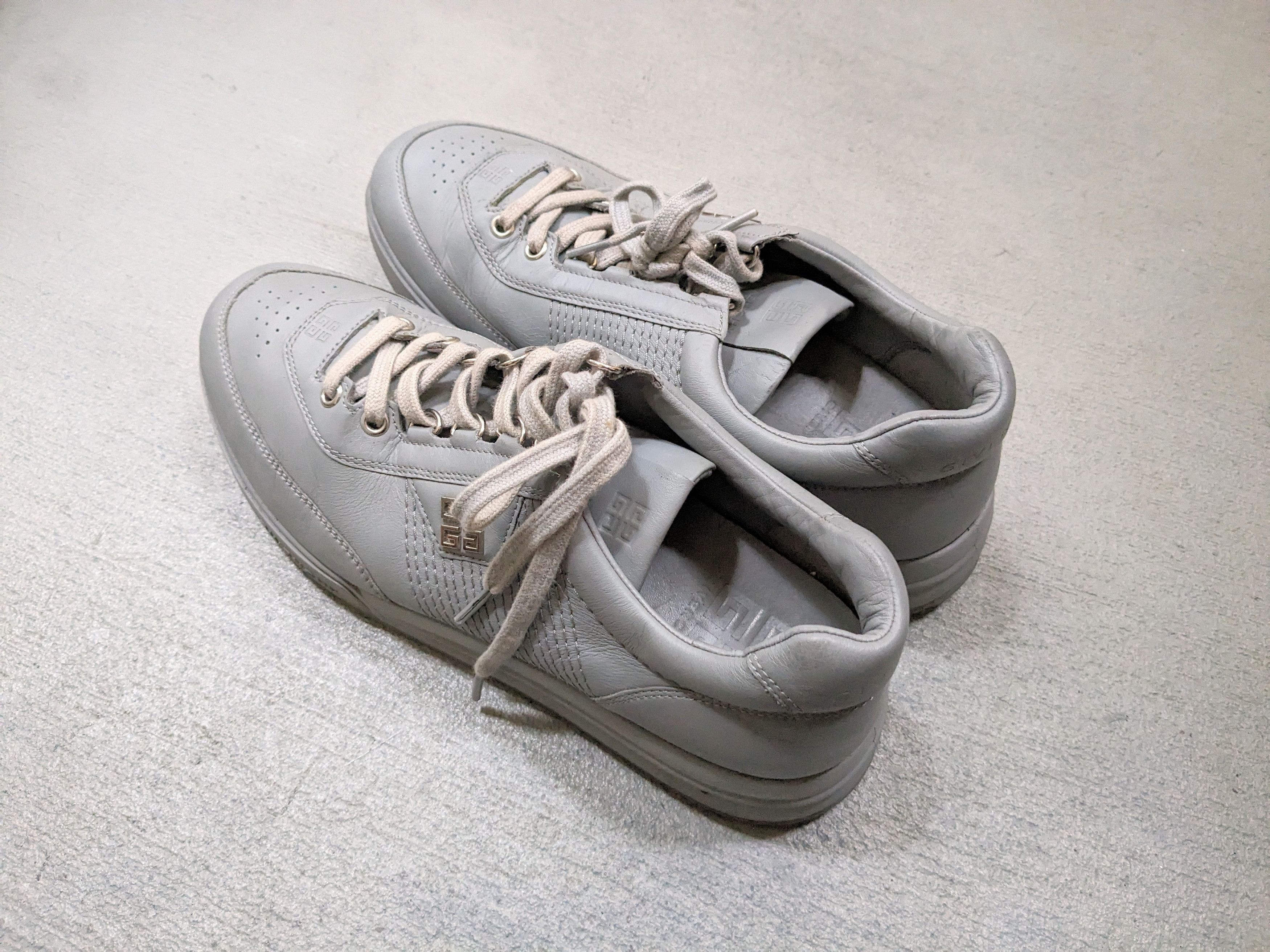 Givenchy Givenchy G4 Sneakers Gray 9 42 Leather Matthew Williams Size US 9 / EU 42 - 15 Thumbnail