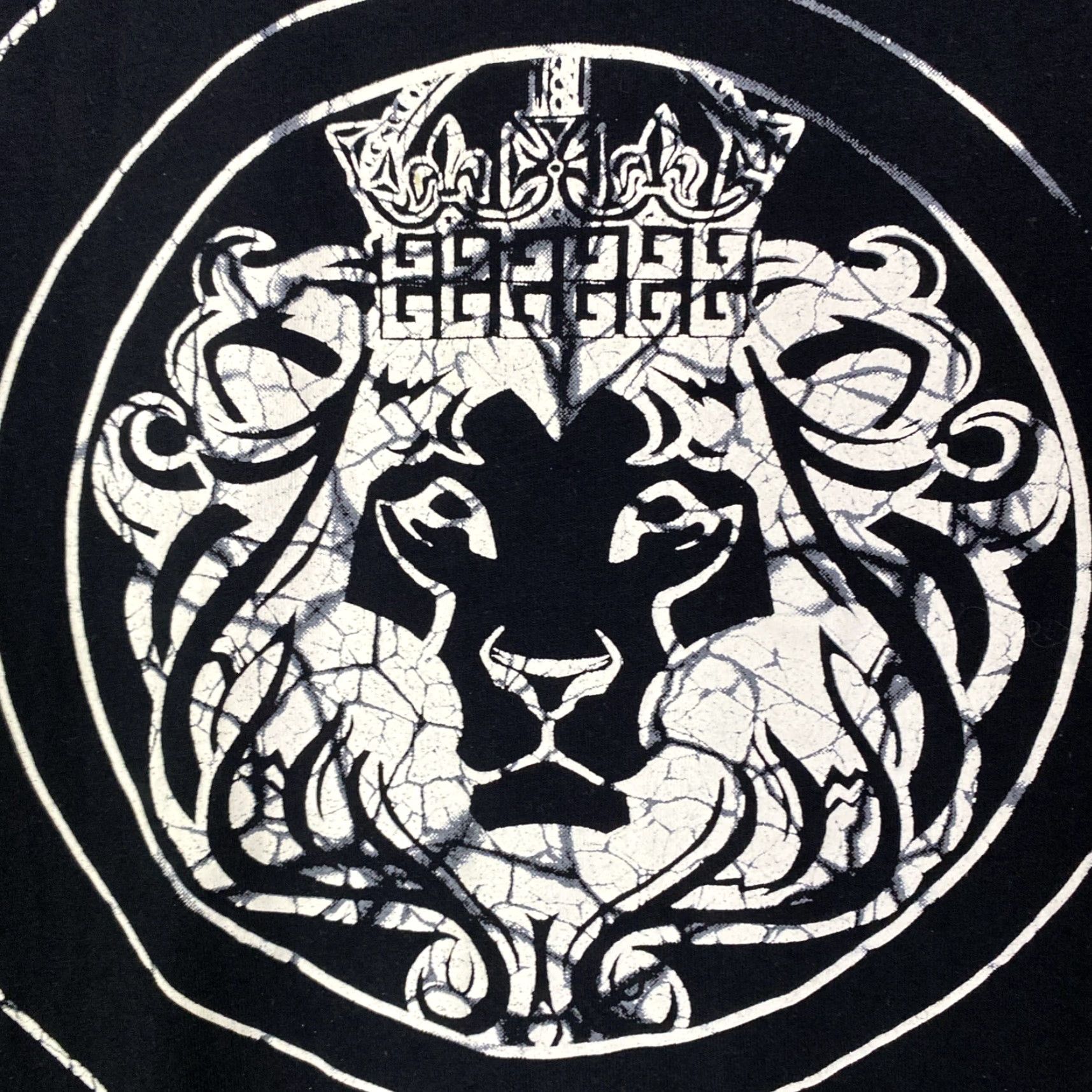 Versace VINTAGE Versace 19-69 Italia Long Sleeve Black V-Neck Shirt Lion Crown Mens L Size US L / EU 52-54 / 3 - 4 Thumbnail
