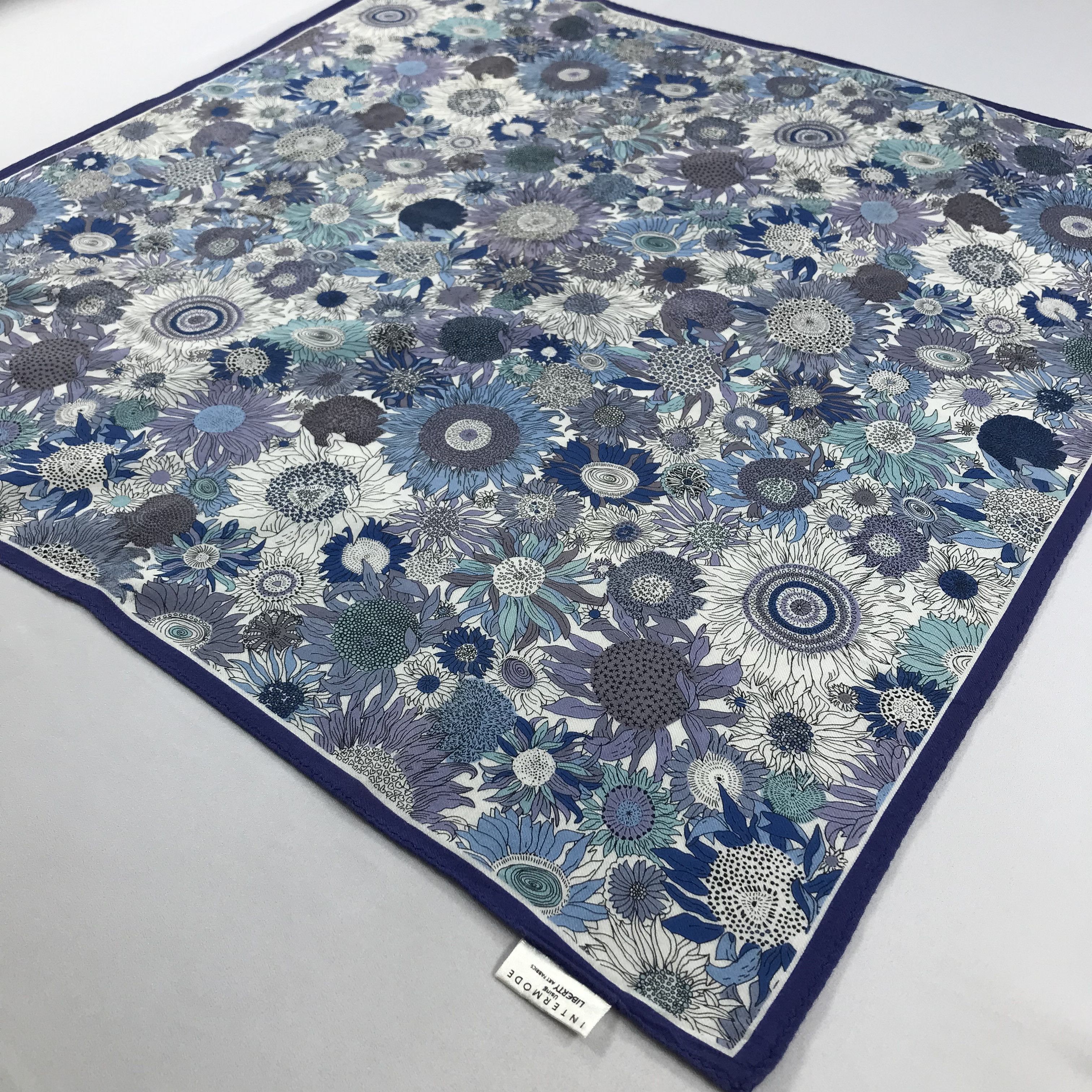 Liberty Liberty Bandana / Handkerchief / Neckerchief - S2408 Size ONE SIZE - 2 Thumbnail