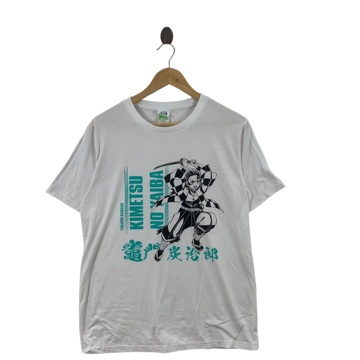 Anime KIMETSU NO YAIBA Demon Slayer Kamado Tanjiro Tee Shirt Top Size US M / EU 48-50 / 2 - 4 Thumbnail