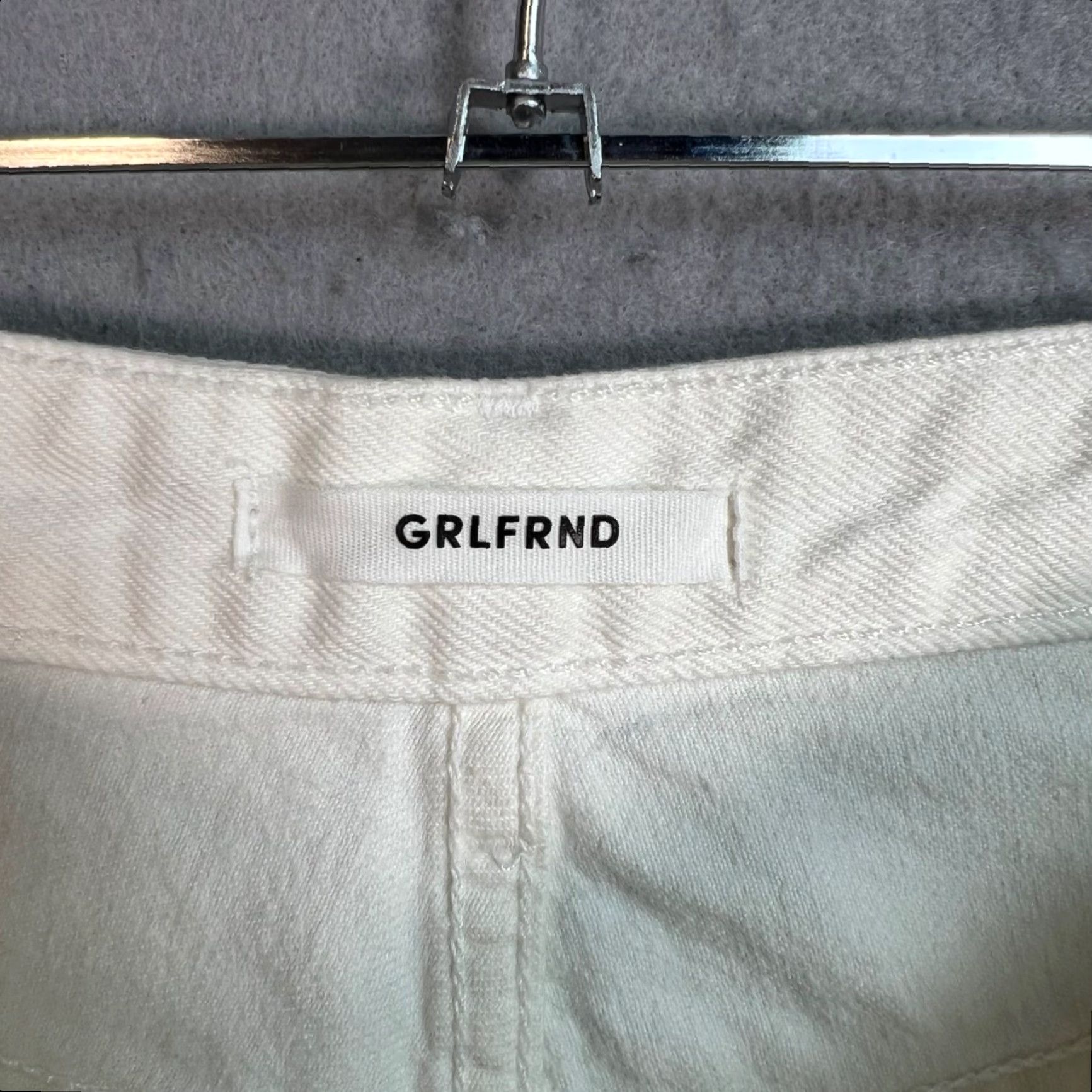 GRLFRND VINTAGE GRLFRND The Cindy High Waist Denim Shorts Women 26 White Cut-Off 100% Cotton Womens Size 26" / US 2 / IT 38 - 4 Thumbnail