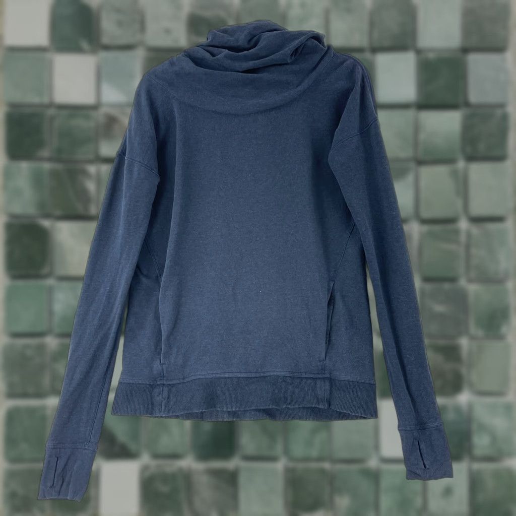 Lululemon Lululemon Stress Less Long Sleeve Hoodie Womens Size 4 Blue Pullover Knit Hoodie Pullover Sweatshirt with Pockets Size S / US 4 / IT 40 - 1 Thumbnail