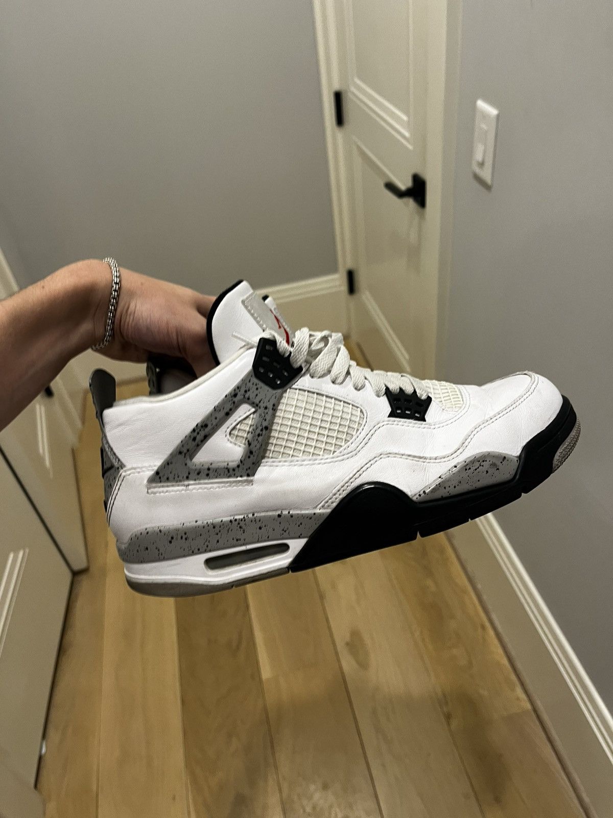 Jordan Brand jordan 4 nike air white cements Size US 10.5 / EU 43-44 - 6 Thumbnail