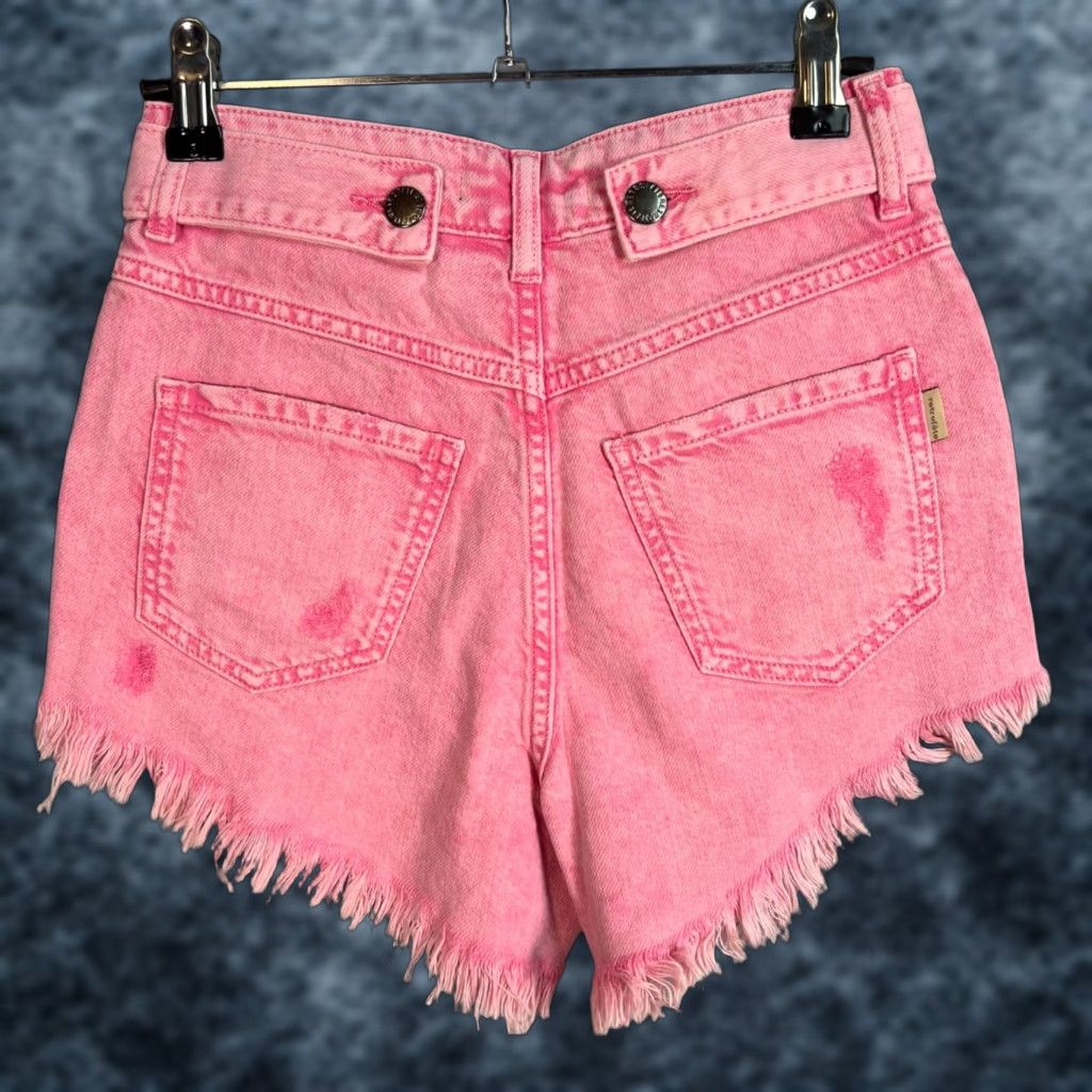 Denime Retrofête Womens 25 Vintage Pink Tessa Frayed Denim Shorts NEW! Short, 5-Pocket, High Rise, 3.5in Inseam, Cotton Denim, Summer, Spring, Casual, Women Size 42" / US 20 - 1 Thumbnail