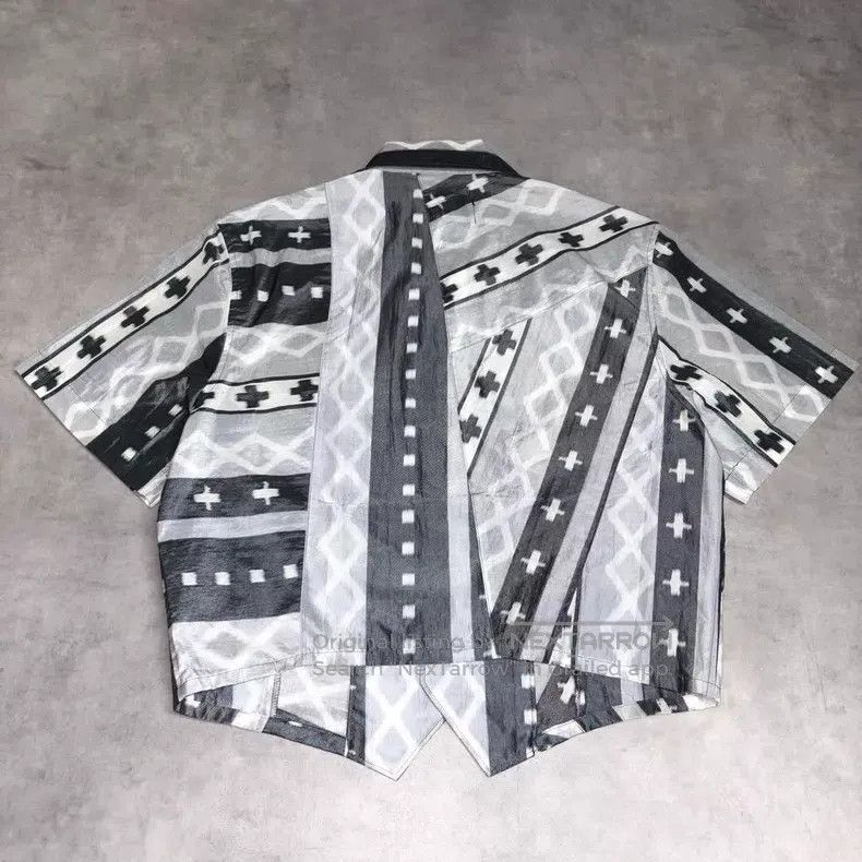 Comme des Garcons Comme Des Garcons Geometric print irregular short-sleeved Size S / US 4 / IT 40 - 8 Thumbnail