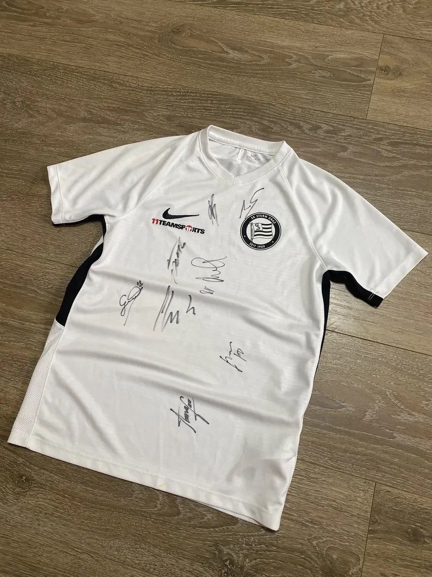Nike × Vintage VTG SK Sturm Graz Training Football Jersey AUTOGRAPH kids L Size US L / EU 52-54 / 3 - 3 Thumbnail