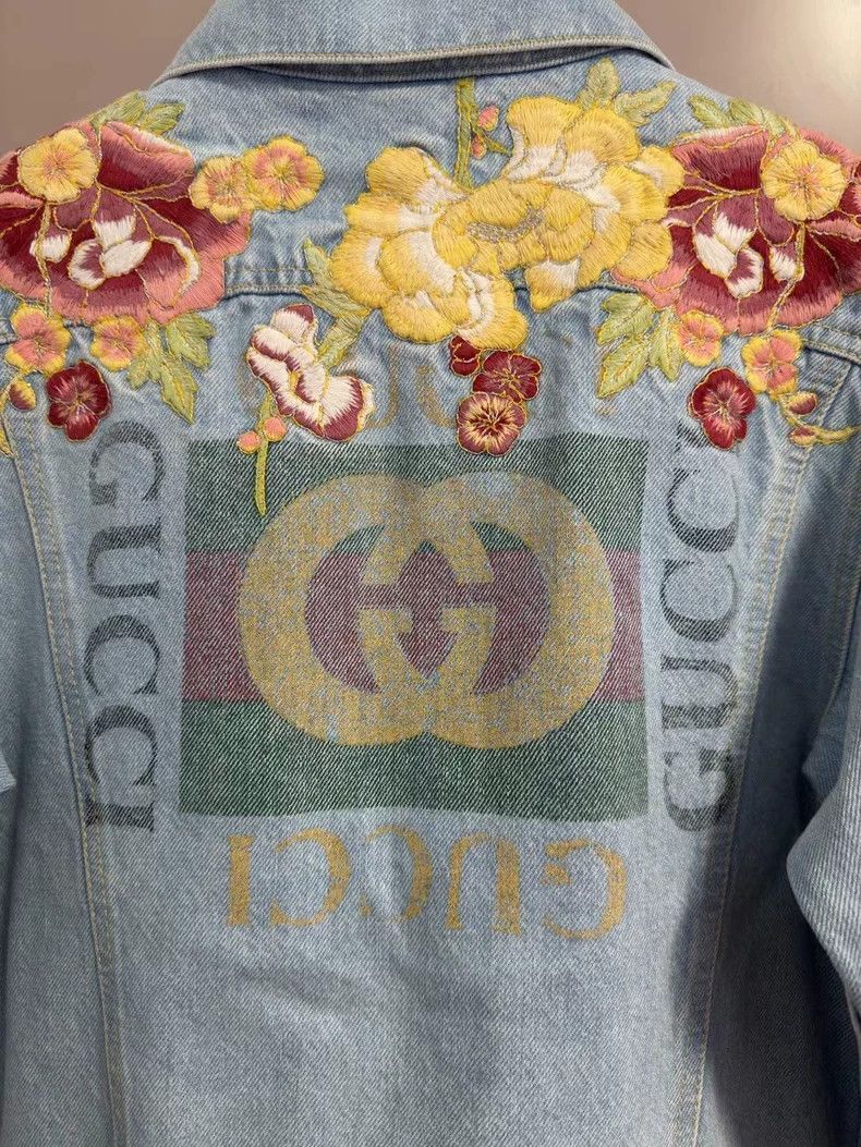 Gucci Gucci The logo behind the floral pattern makes an old denim Size US XXS / EU 40 - 3 Thumbnail