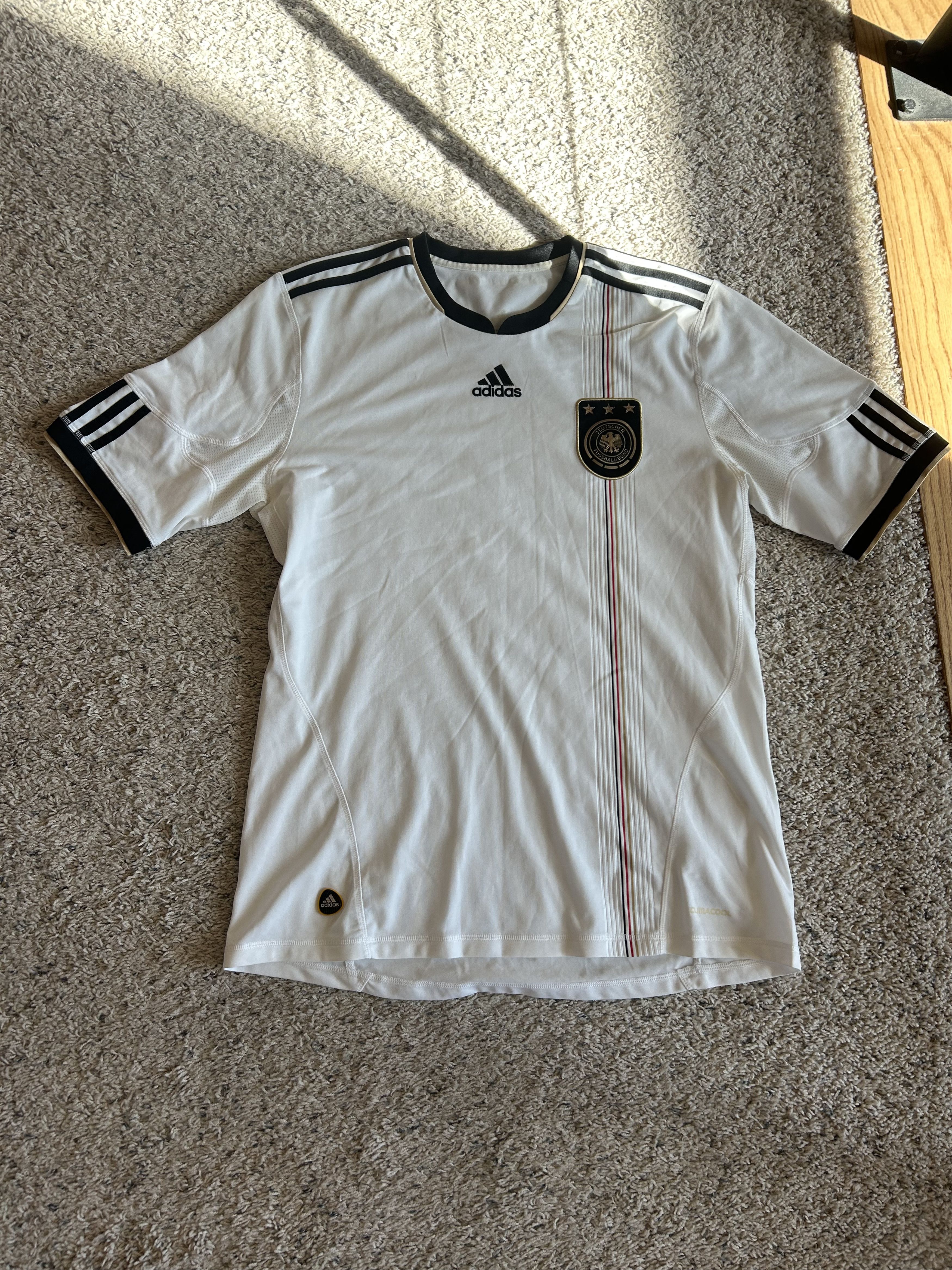 Adidas Germany 2010/2011 Home Jersey Size US L / EU 52-54 / 3 - 1 Thumbnail