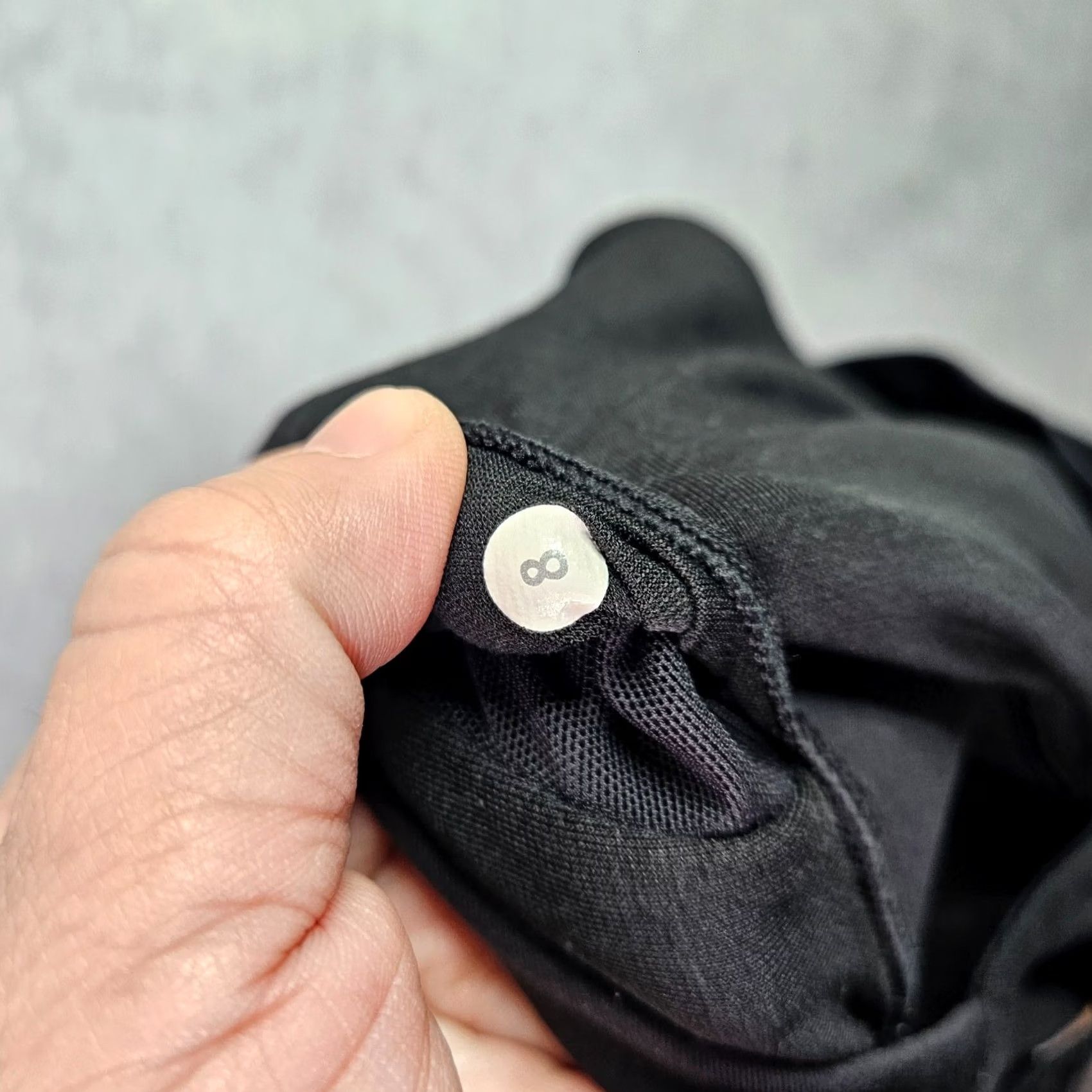 Lululemon Lululemon Sports Bra Shirt Women Black Size 8 Athletic Racerback Size ONE SIZE - 5 Thumbnail