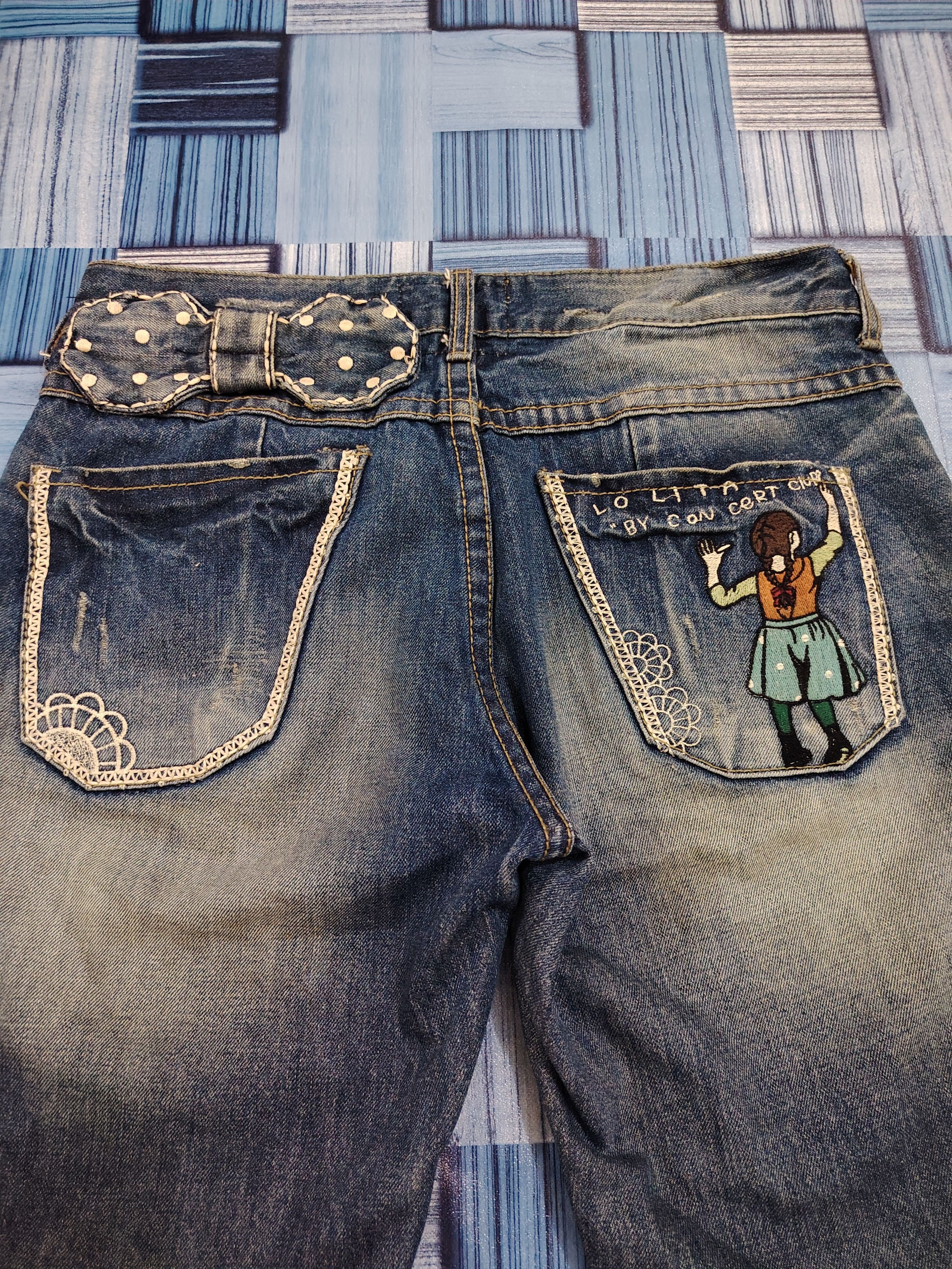 If Six Was Nine Rare!!! Lolita denim distressed flared short jeans Size 31" - 17 Thumbnail