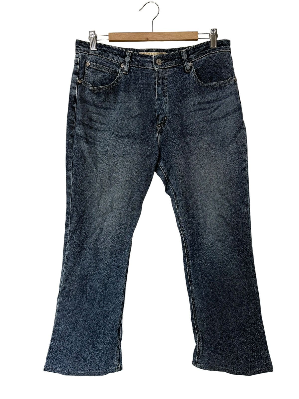 Levi's Vintage Levi’s Medium Wash Denim Jeans Size US 34 / EU 50 - 1 Thumbnail