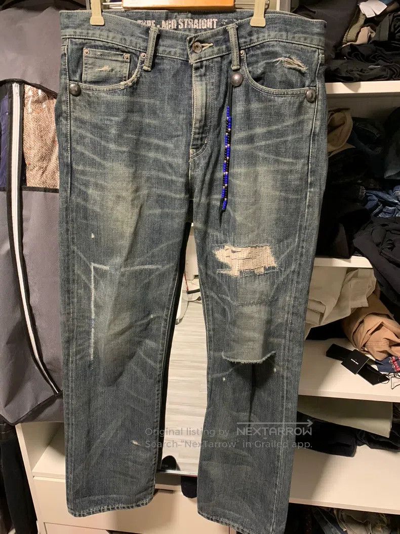 Neighborhood Neighborhood size M Poison 3 King Mmid Size M Size US 27 - 1 Thumbnail