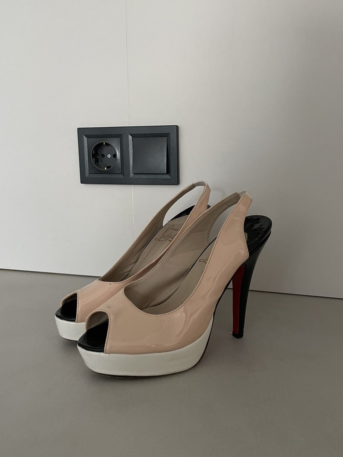 Christian Louboutin Christian Louboutin Lady Peep Nude Patent Leather Heels RARE Size US 8 / IT 38 - 1 Thumbnail