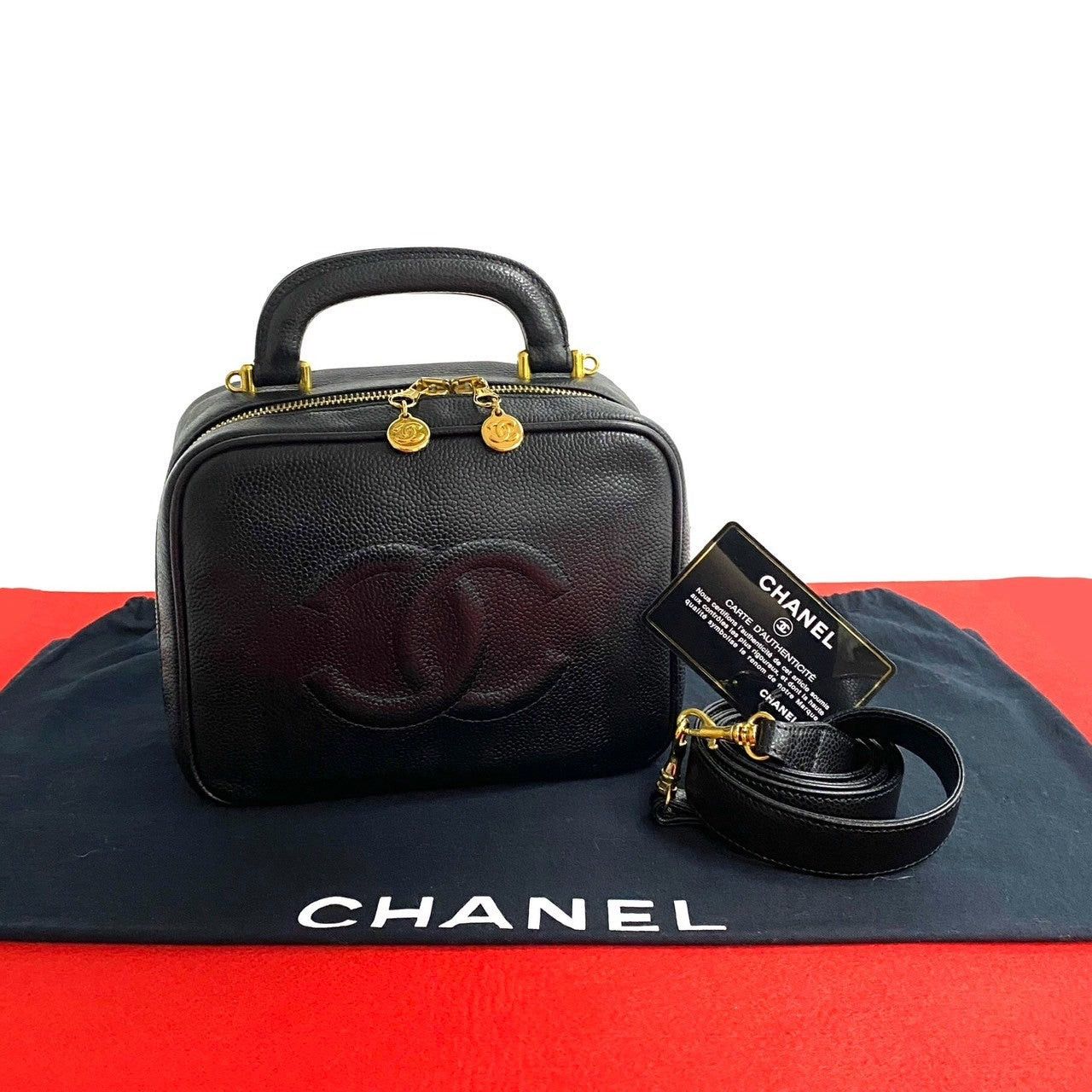 Chanel Chanel Black Leather Size ONE SIZE - 1 Thumbnail