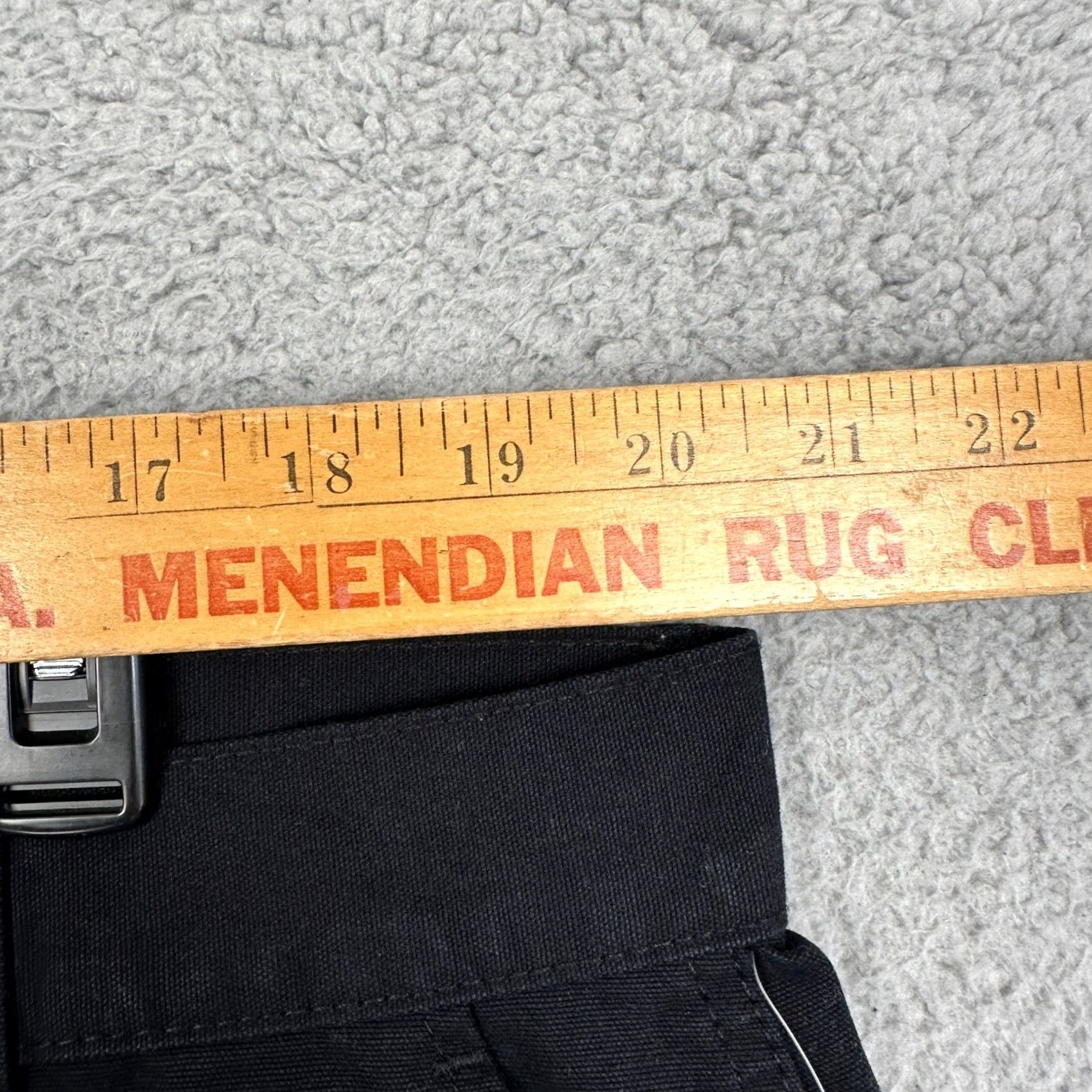 Old Navy Re-ordering: Putting "Old Navy Shorts" first for clarity Size US 40 / EU 56 - 5 Thumbnail