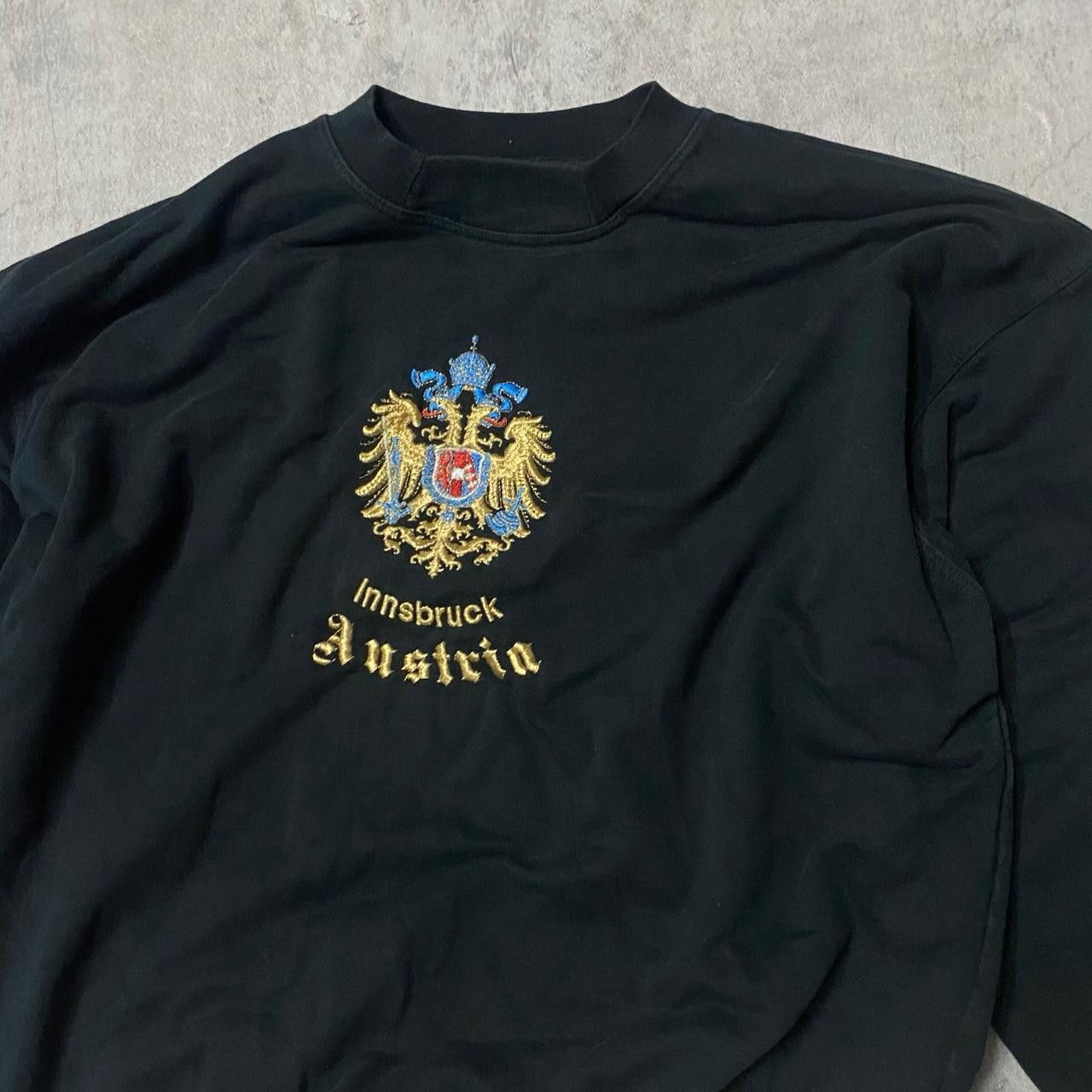 Other Black embroidered sweatshirt with a bold design streetwear Size US XL / EU 56 / 4 - 2 Thumbnail
