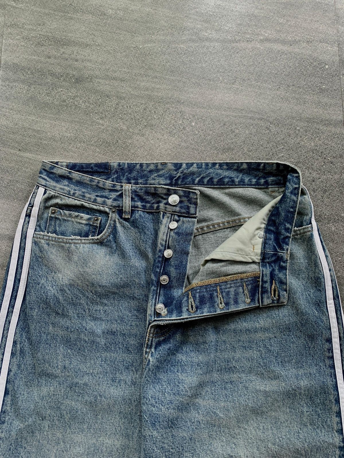 Balenciaga FREE TAX! Adidas 3 Striped Baggy Denim Jeans Size US 32 / EU 48 - 2 Thumbnail
