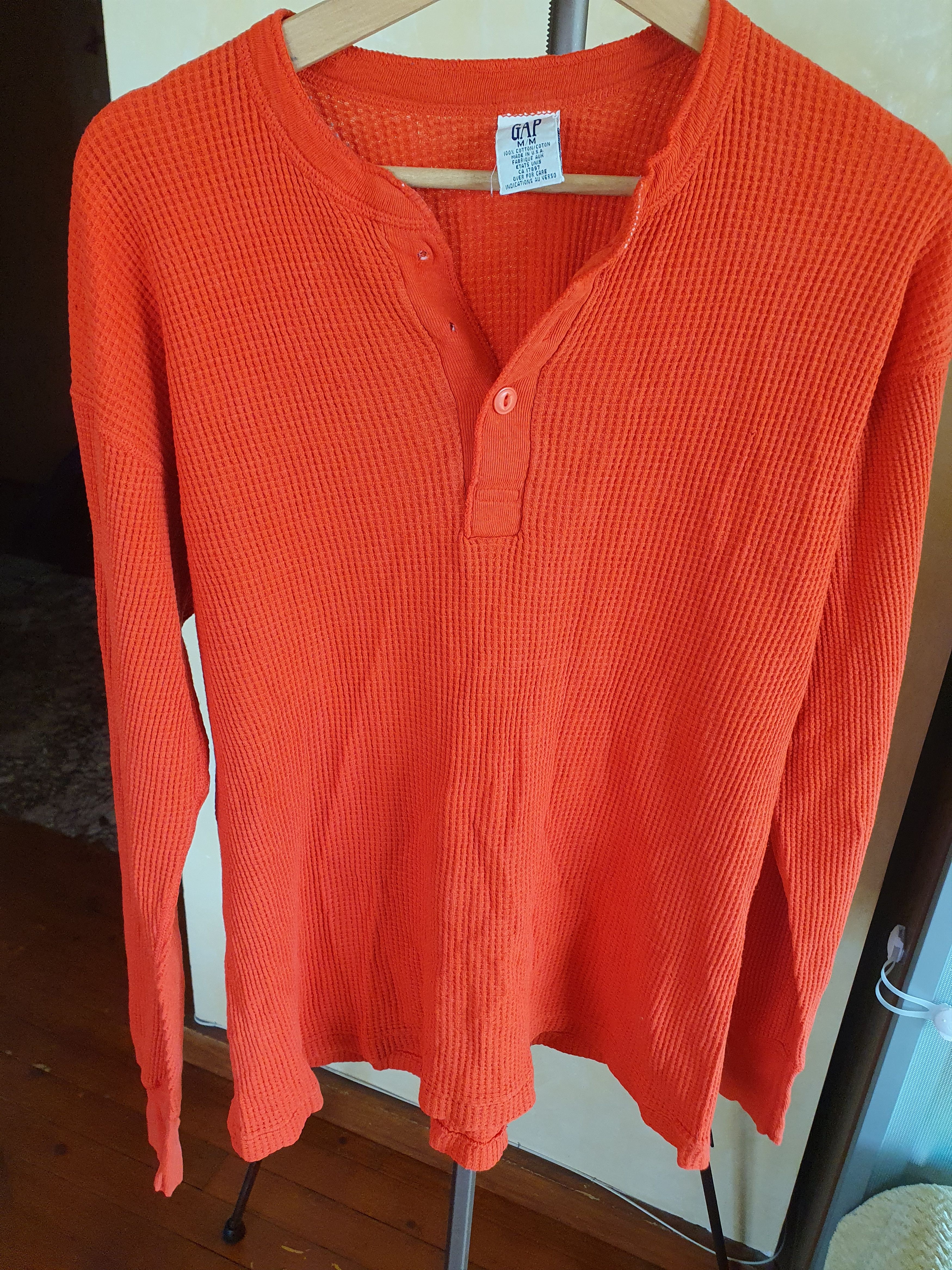 Gap Gap Vtg Made in USA Waffle-Knit Long Sleeve t-shirt TRASHED Size US M / EU 48-50 / 2 - 4 Thumbnail