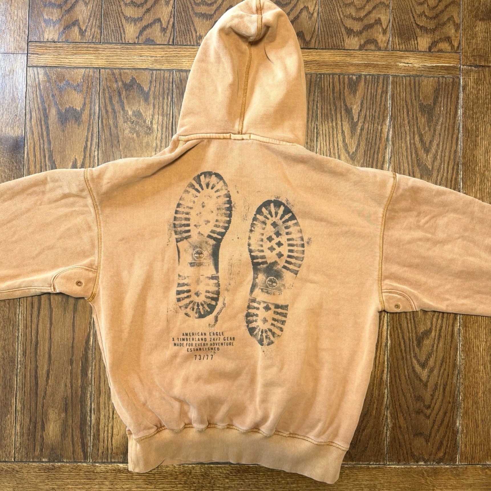 American Eagle Outfitters American Eagle Timberland Boot Hoodie Size XS Brown Pockets Size US XS / EU 42 / 0 - 6 Thumbnail