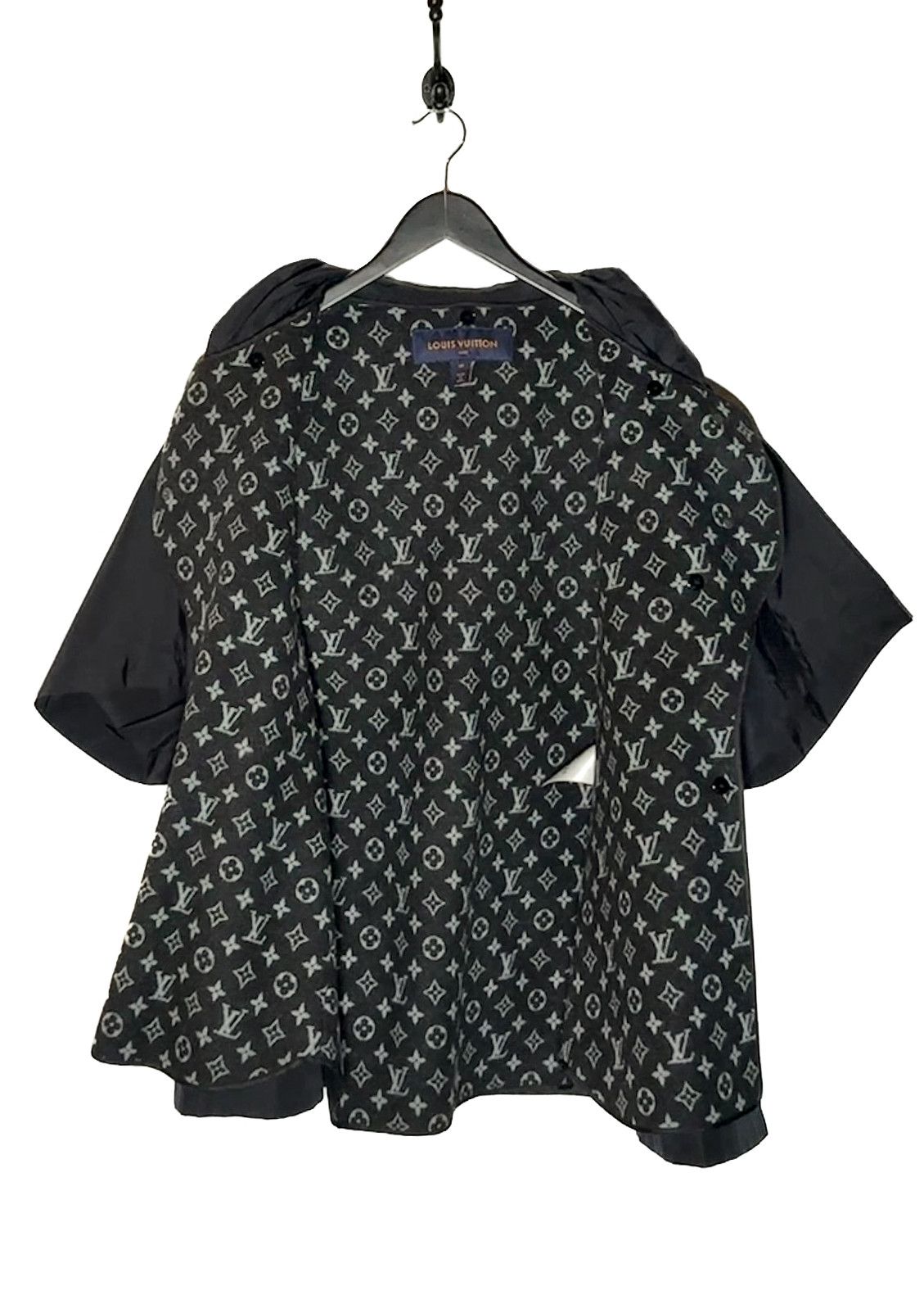 Louis Vuitton Louis Vuitton Black Raincoat With Amovible Monogram Lining Size S / US 4 / IT 40 - 7 Thumbnail