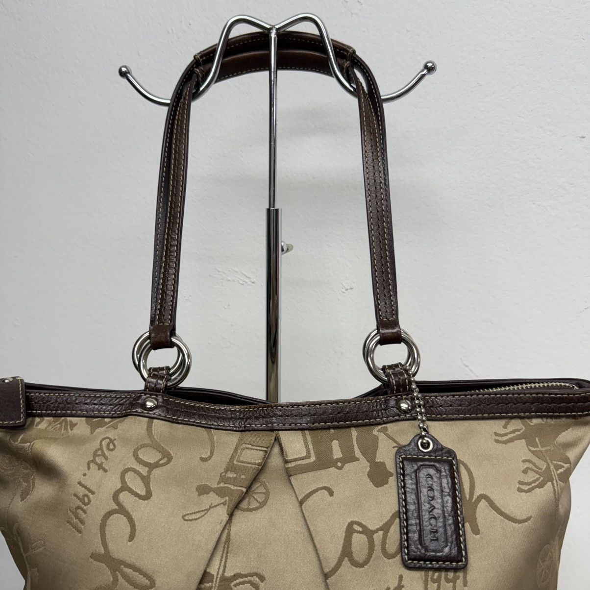 Coach Coach Vintage Horse and Carriage Print Hermes Style Handbag Size ONE SIZE - 2 Thumbnail