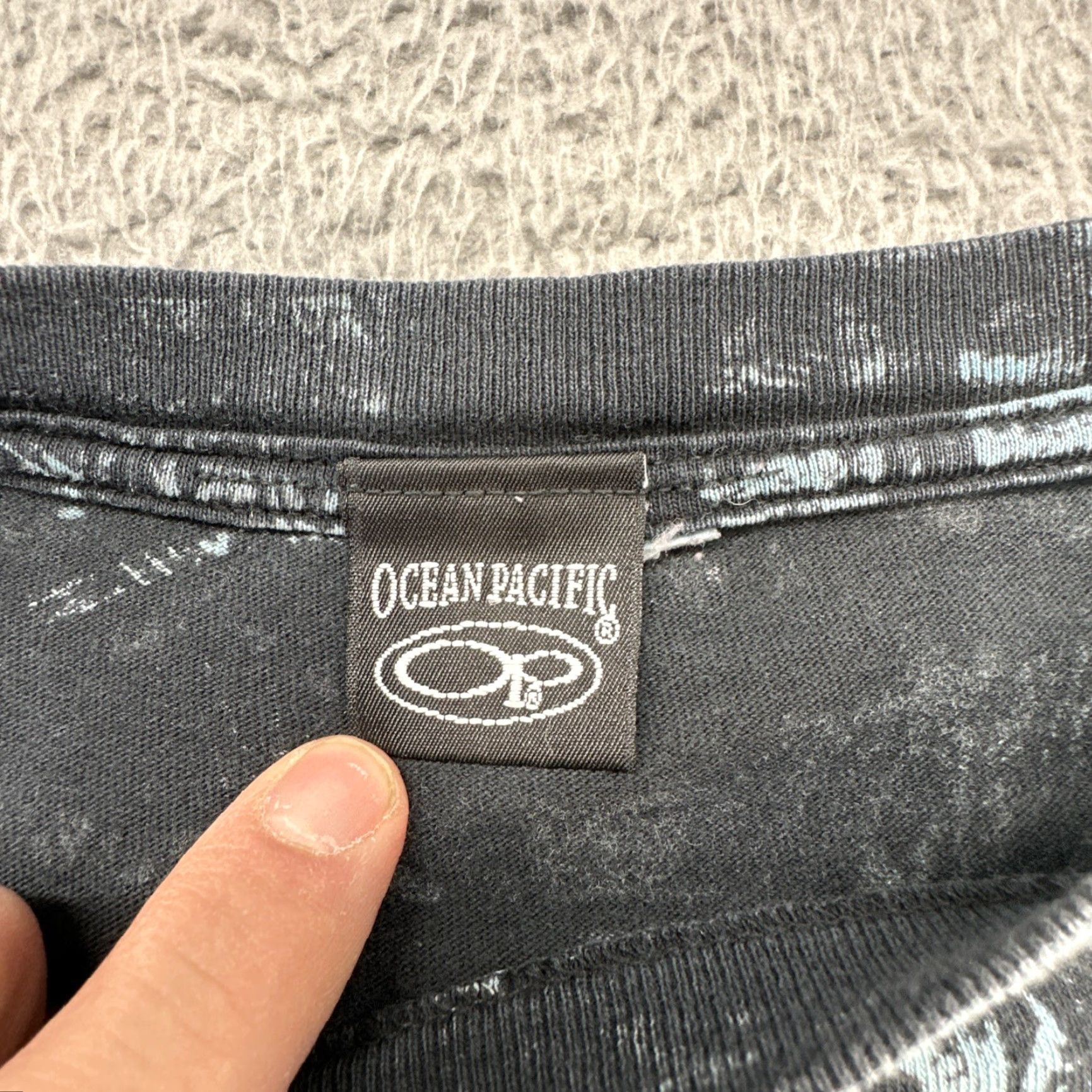 Ocean Pacific VTG Ocean Pacific Mens T-Shirt 90s AOP Hola Girls Guitar Single Stitch Blue XL Size US XL / EU 56 / 4 - 4 Thumbnail