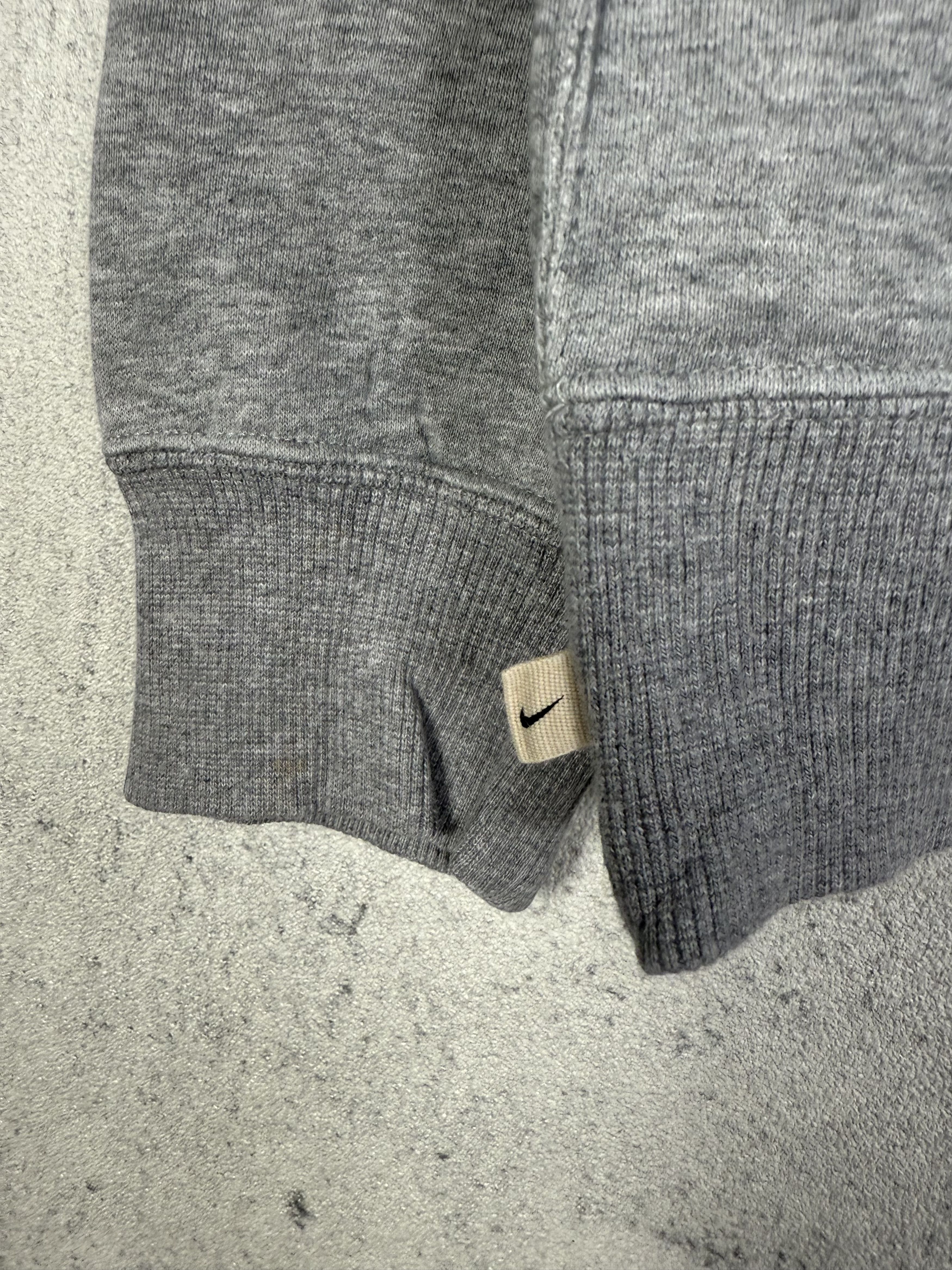 Nike Nike Swoosh Y2K Sweatshirt Crewneck Size US L / EU 52-54 / 3 - 3 Thumbnail
