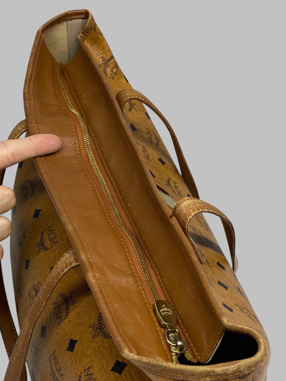 MCM MCM Visetos Tote Bag Cognac Brown Monogram Leather Bag Size ONE SIZE - 14 Thumbnail