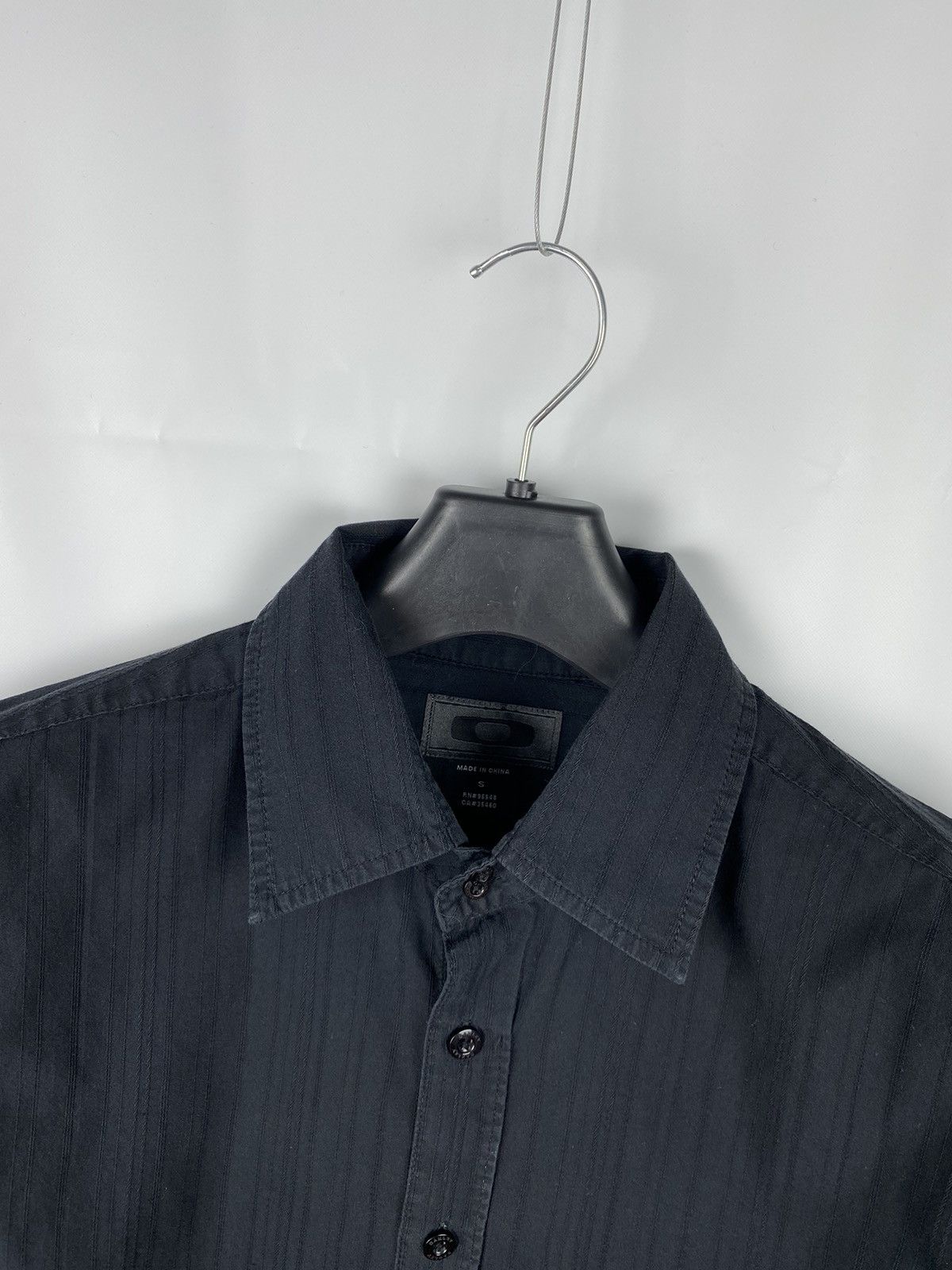Oakley Oakley Vintage Button Up Shirt Big Logo size S Size US S / EU 44-46 / 1 - 3 Thumbnail